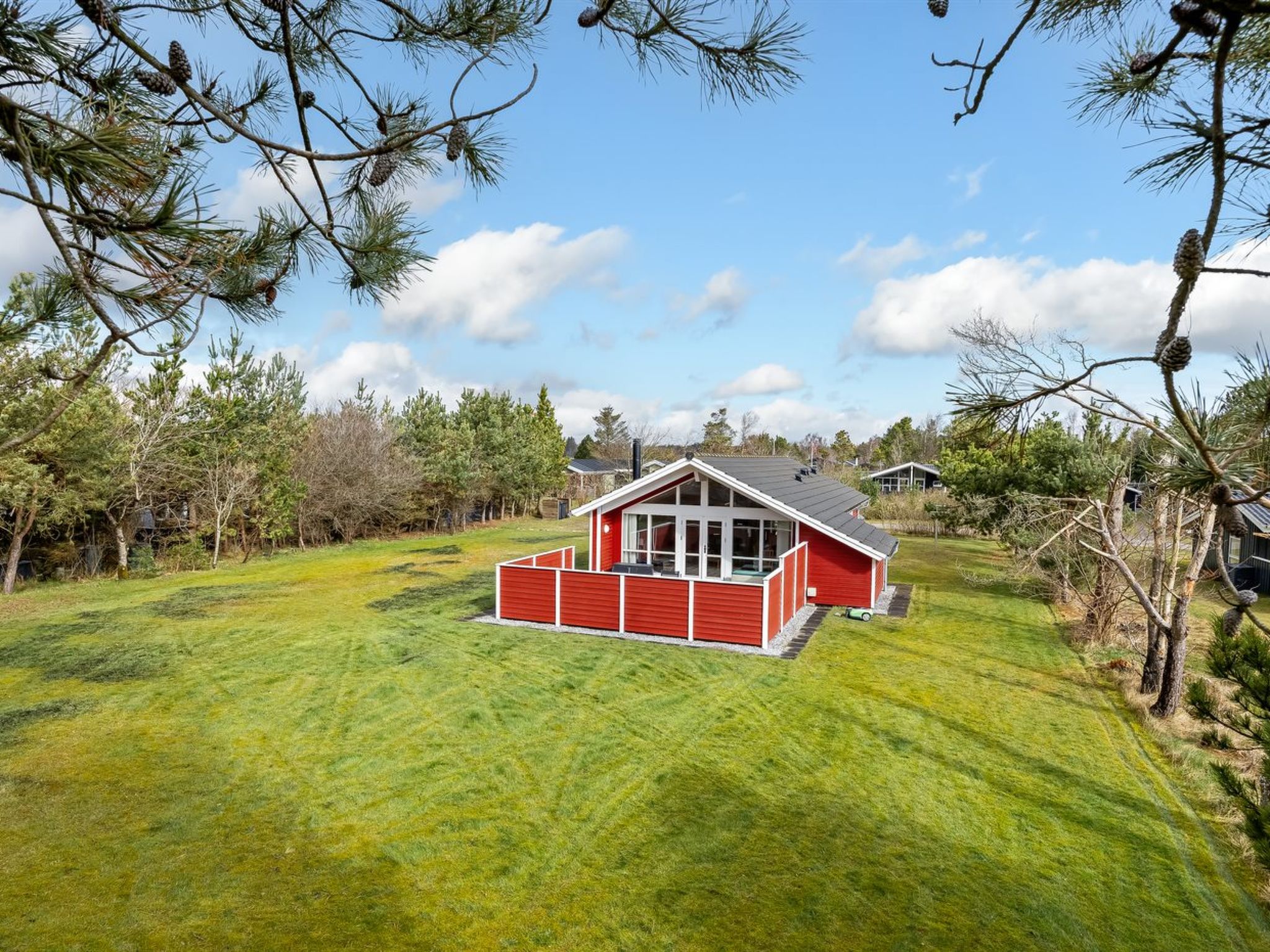 "Hialmar" - 300m from the sea - Buiten
