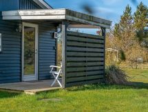 Vakantiehuis op 400 m van zee in Sæby met open haard - thumbnail 2