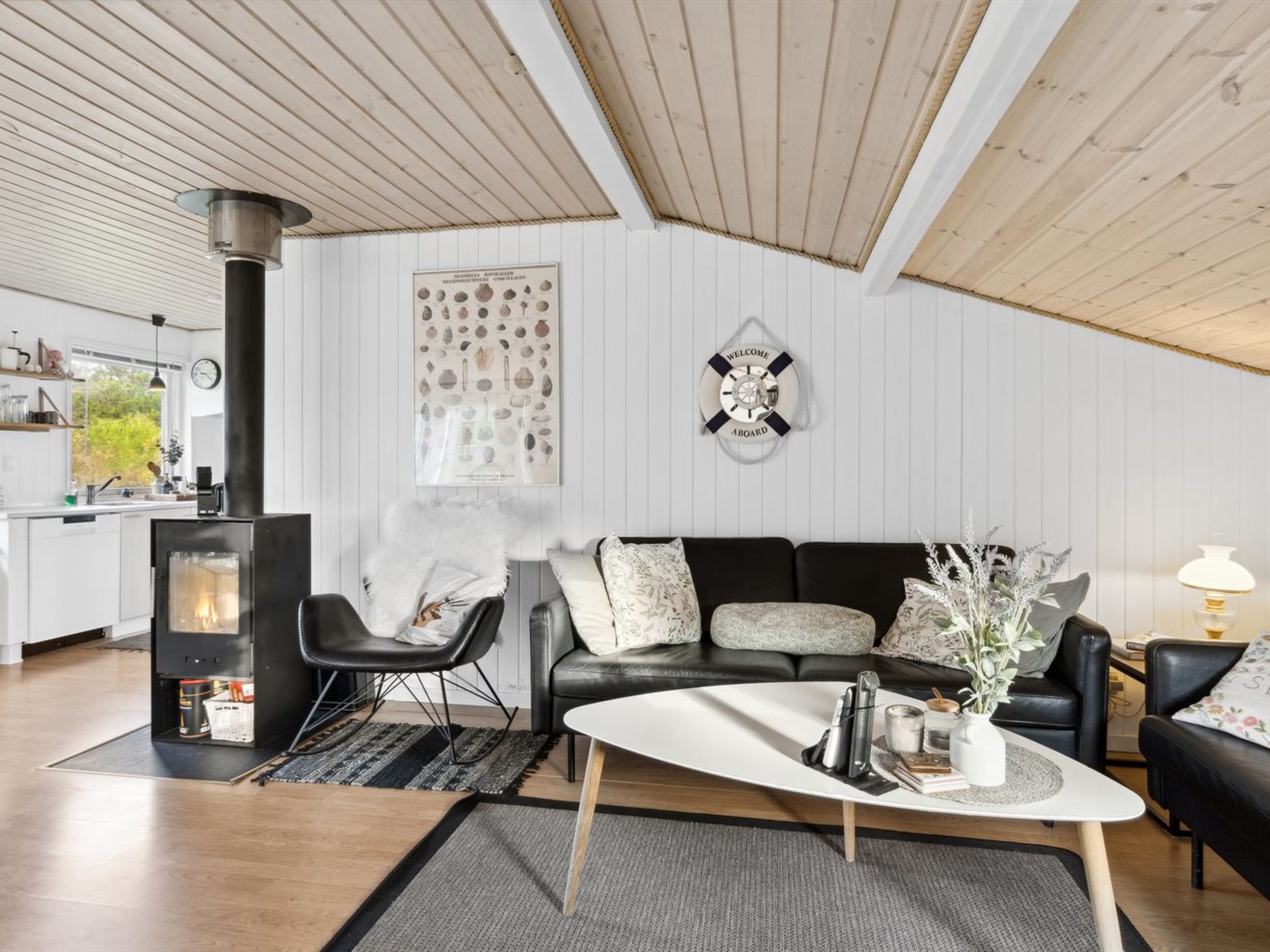 "Antonella" - 400m from the sea-Binnen