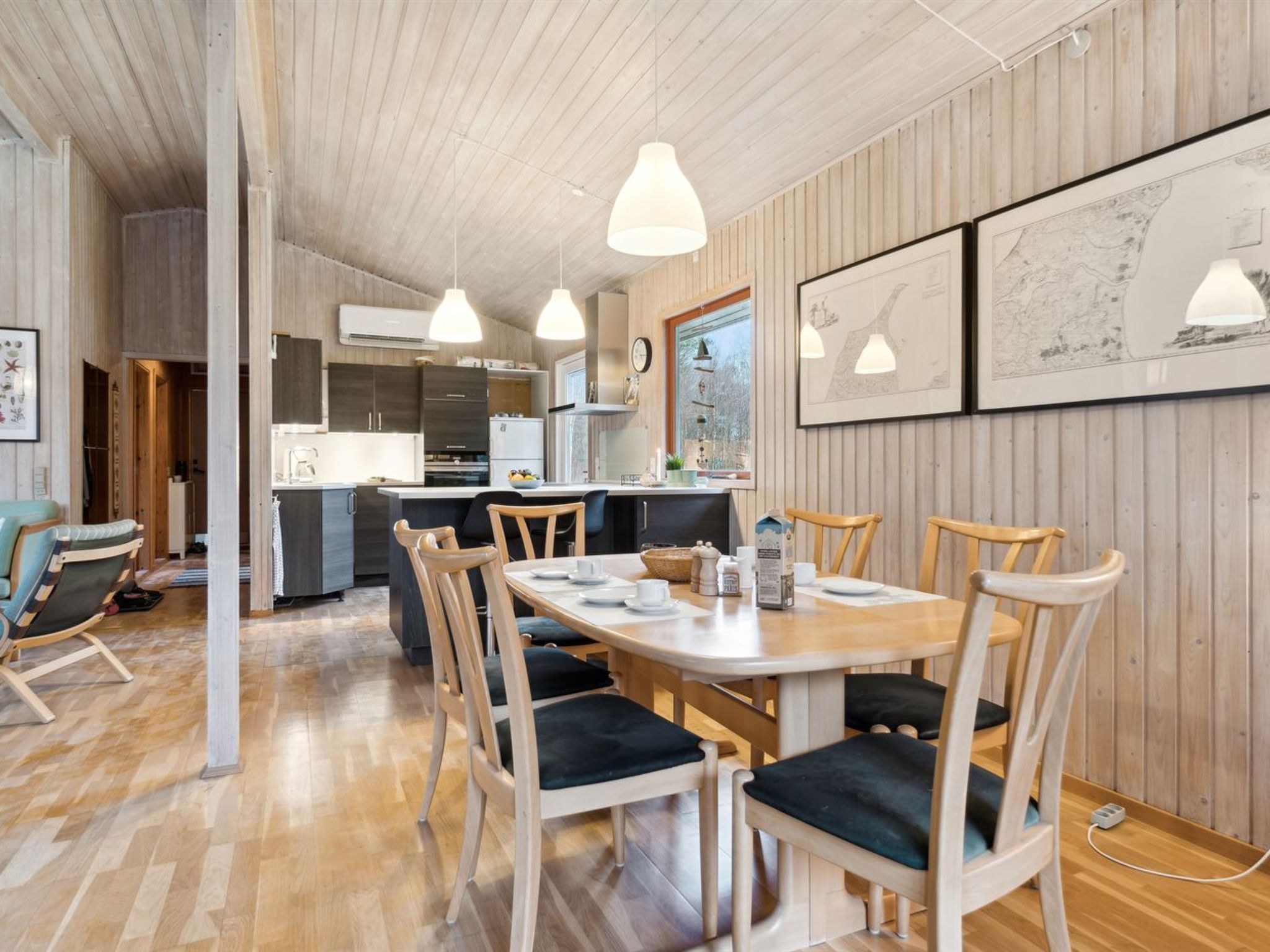 "Elsemaria" - 1.3km from the sea - Binnen