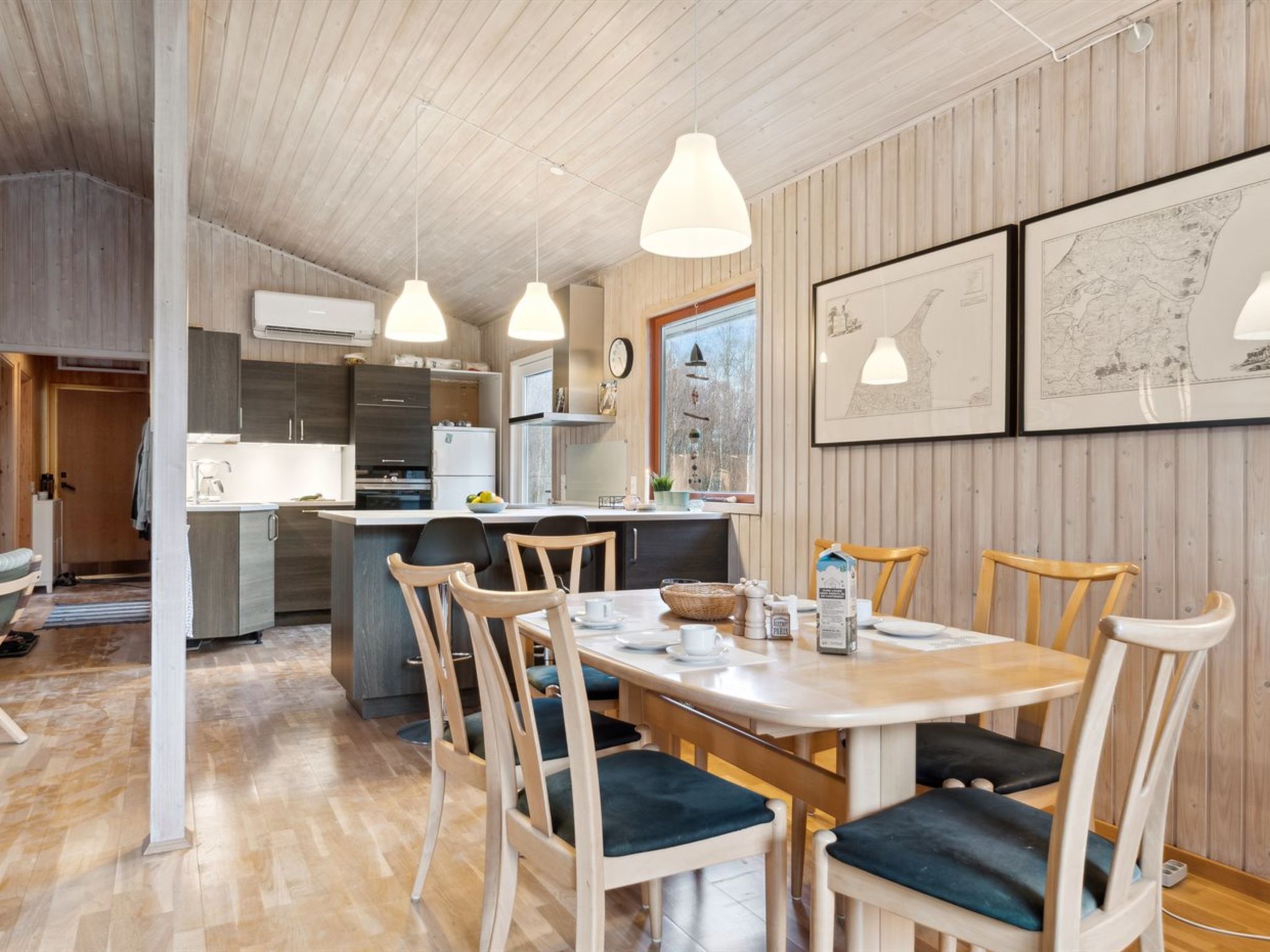 "Elsemaria" - 1.3km from the sea - Binnen