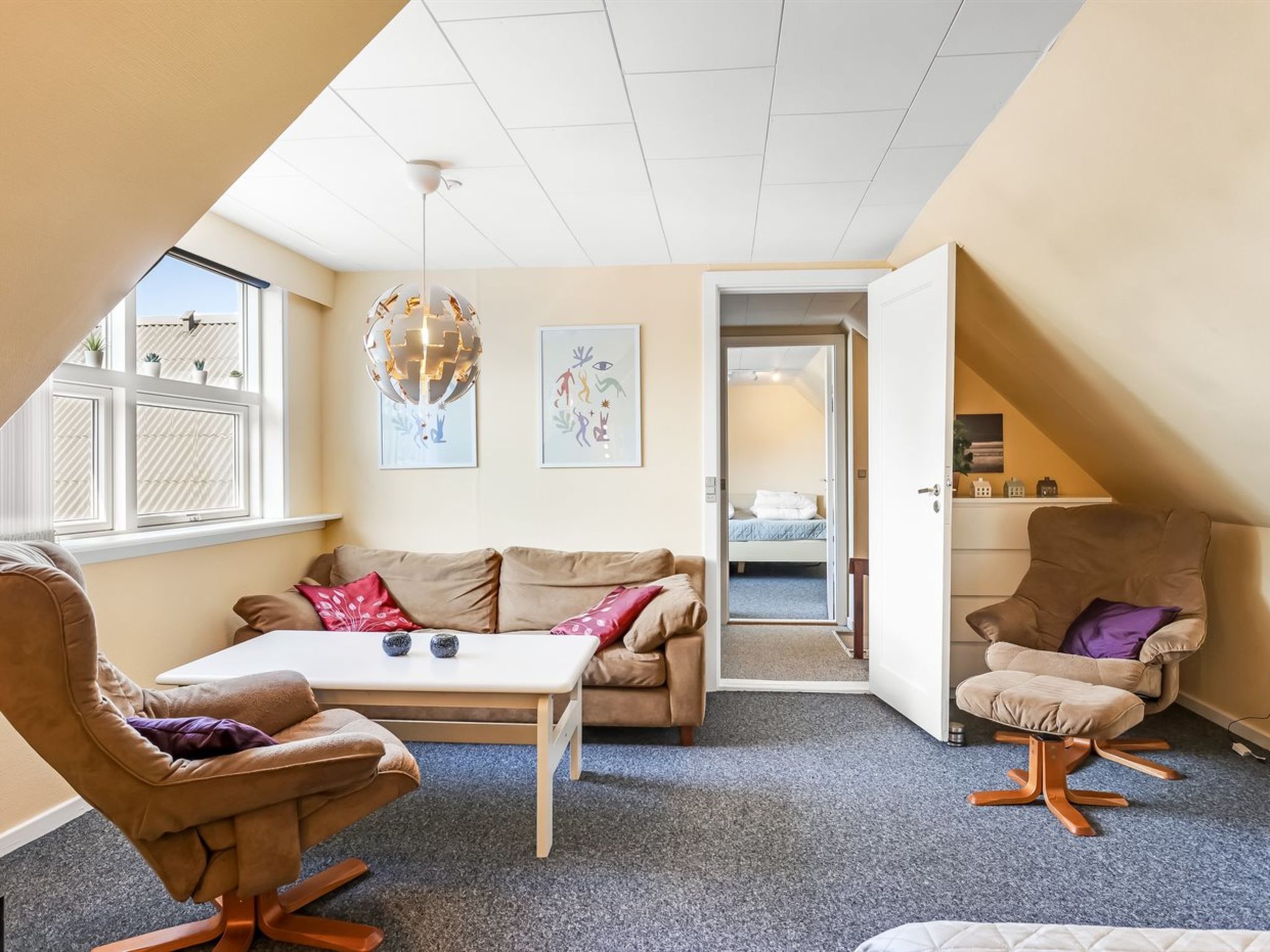 "Veronica" - 700m from the sea