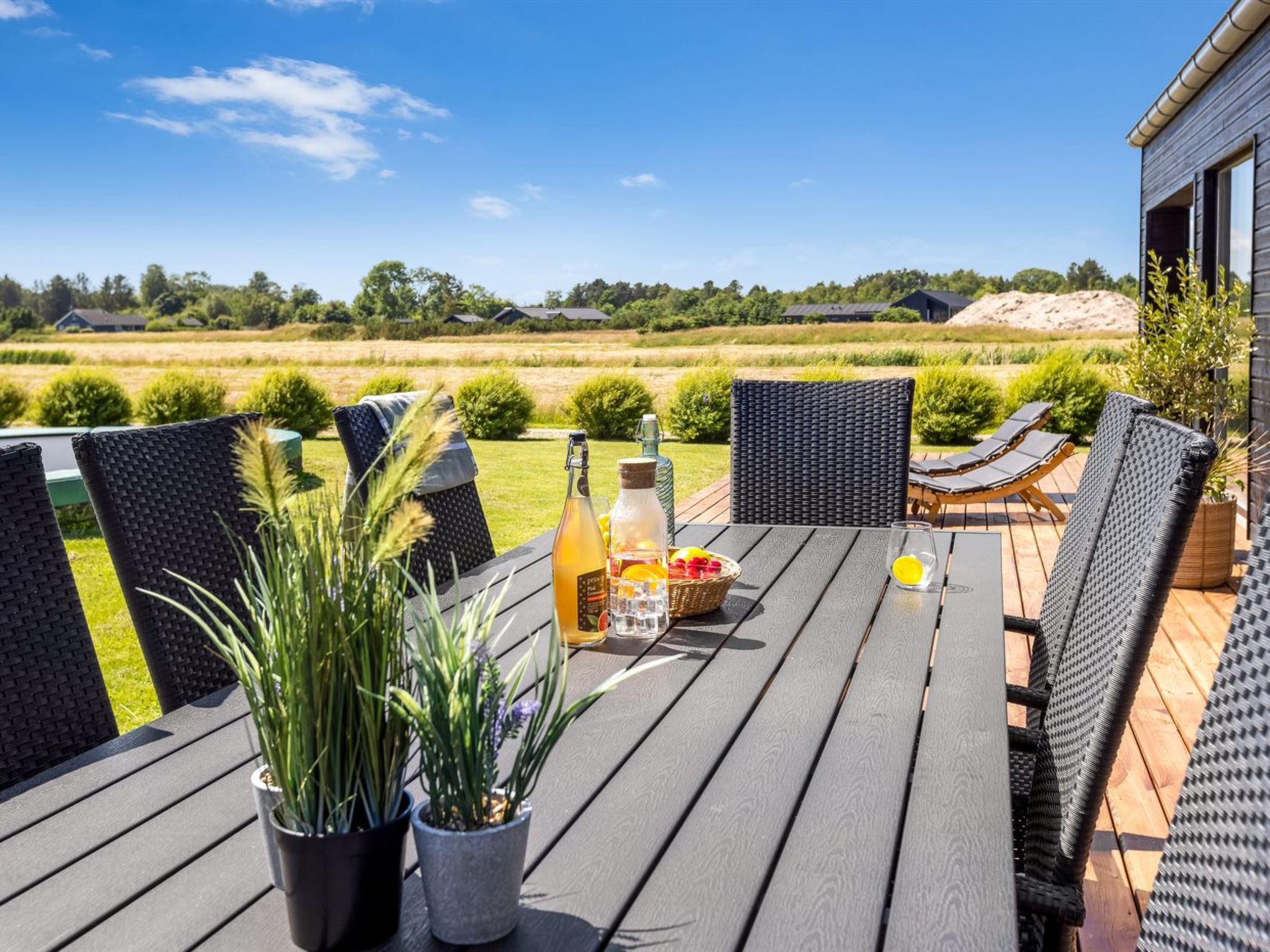 "Syni" - 450m from the sea - Buiten
