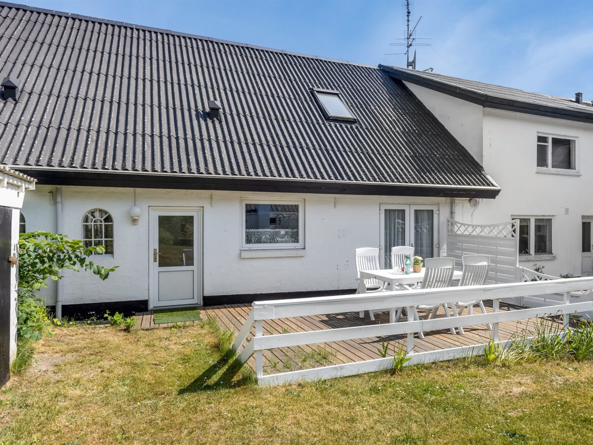 "Gilbert" - 500m from the sea - Buiten