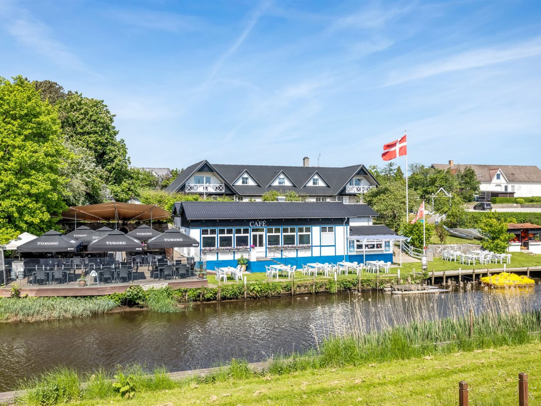 "Gilbert" - 500m from the sea - Binnen