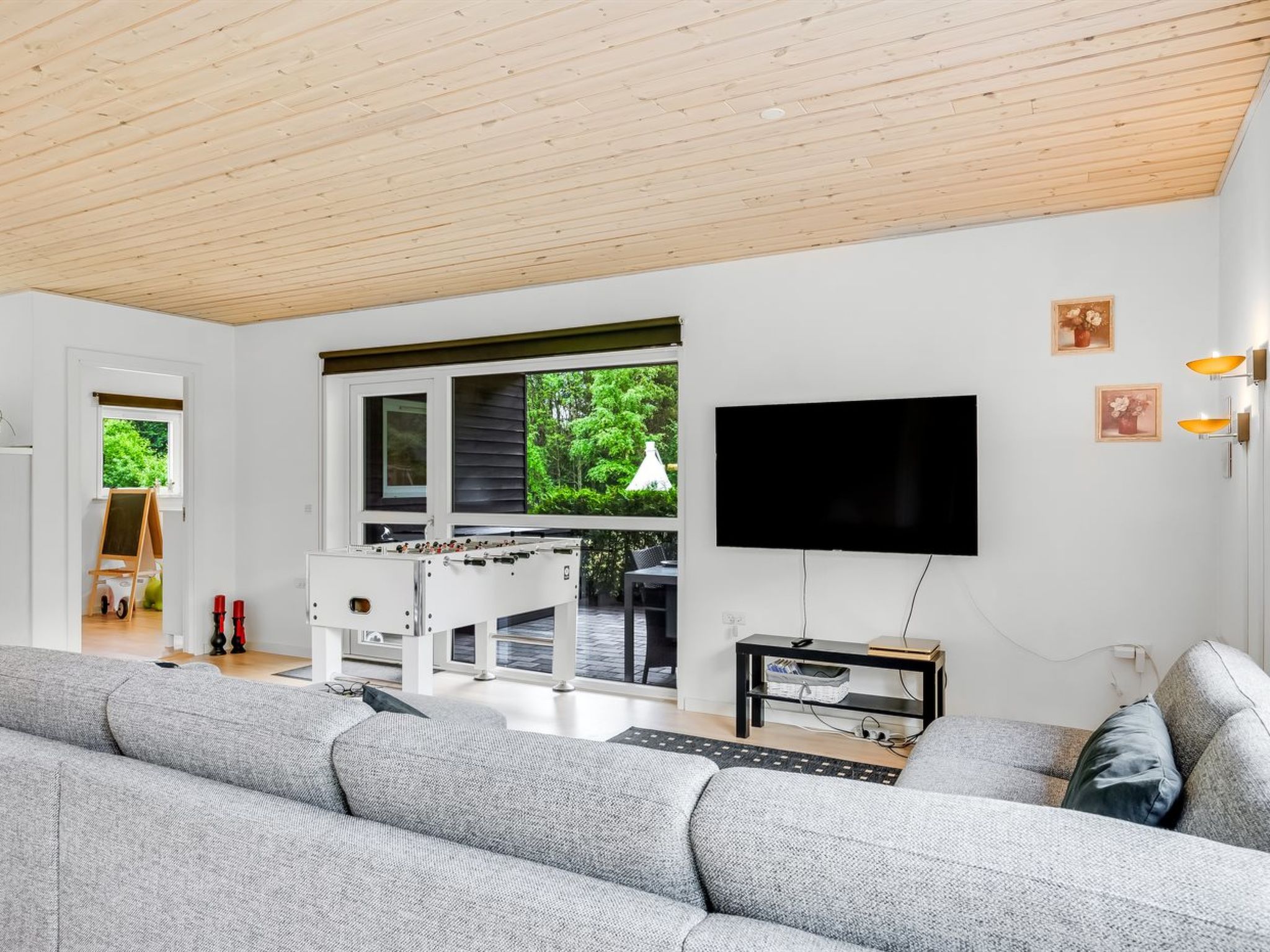 "Ara" - 1.4km from the sea - Binnen