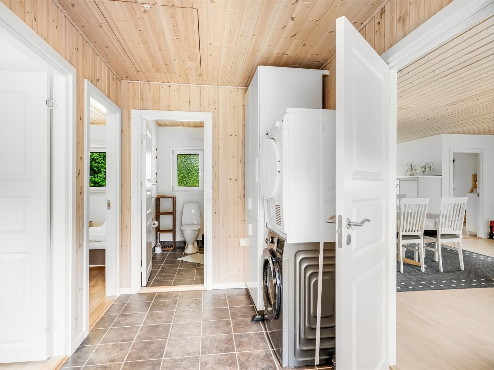 "Ara" - 1.4km from the sea - Binnen