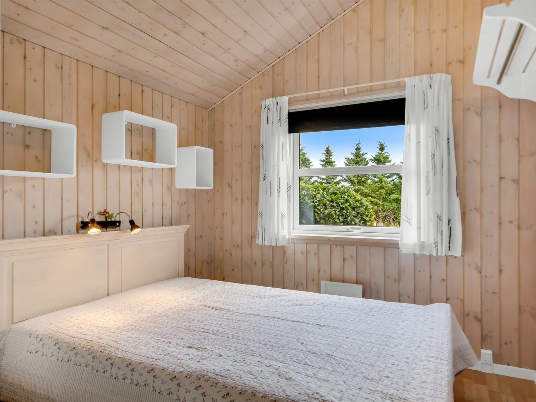 Photo of "Lari" - 600m from the sea