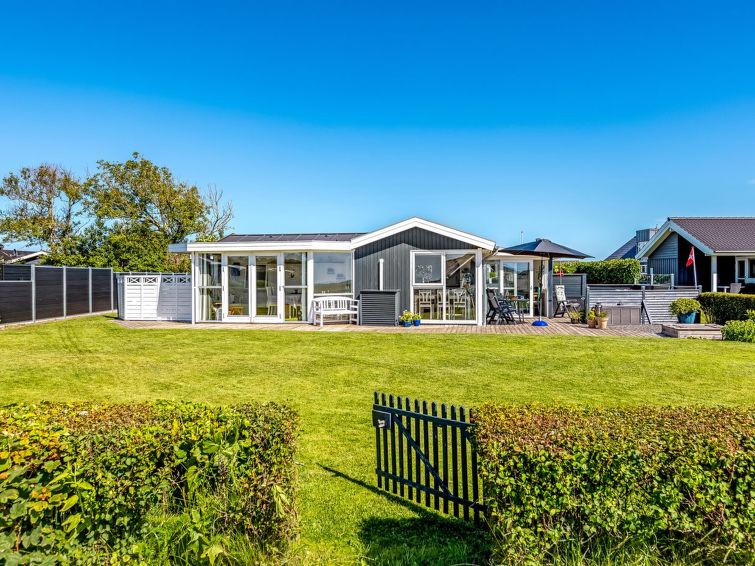 Zeezicht en rust in vakantiehuis Reima in Sæby in Sæby