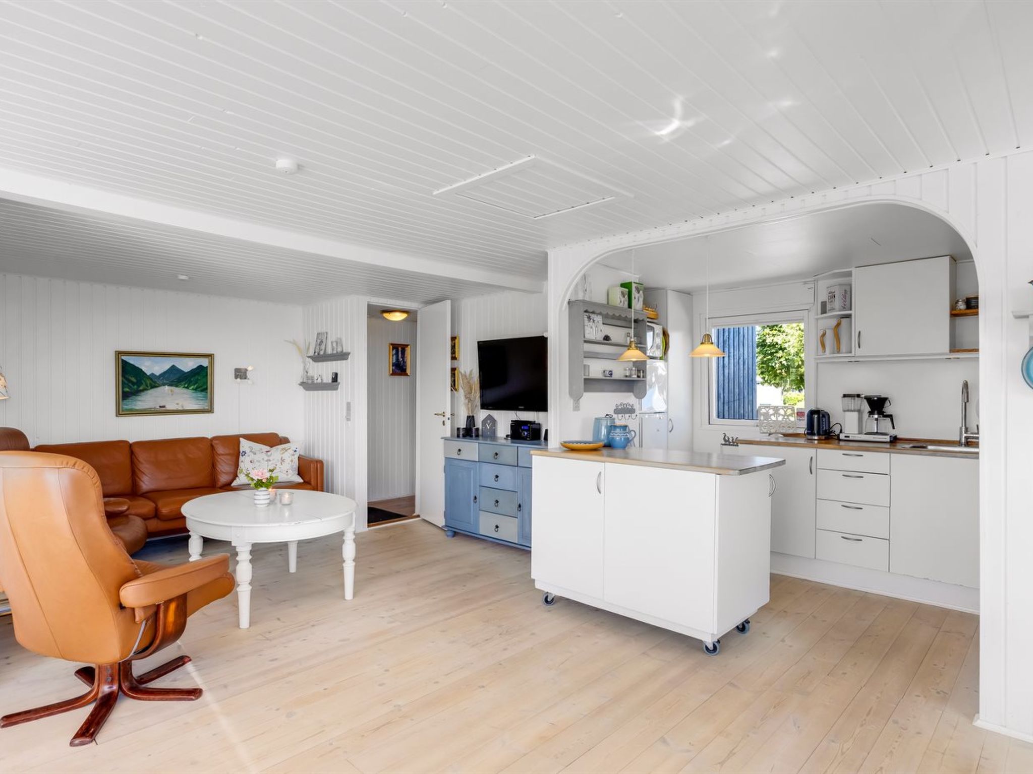 "Reima" - 50m from the sea - Binnen