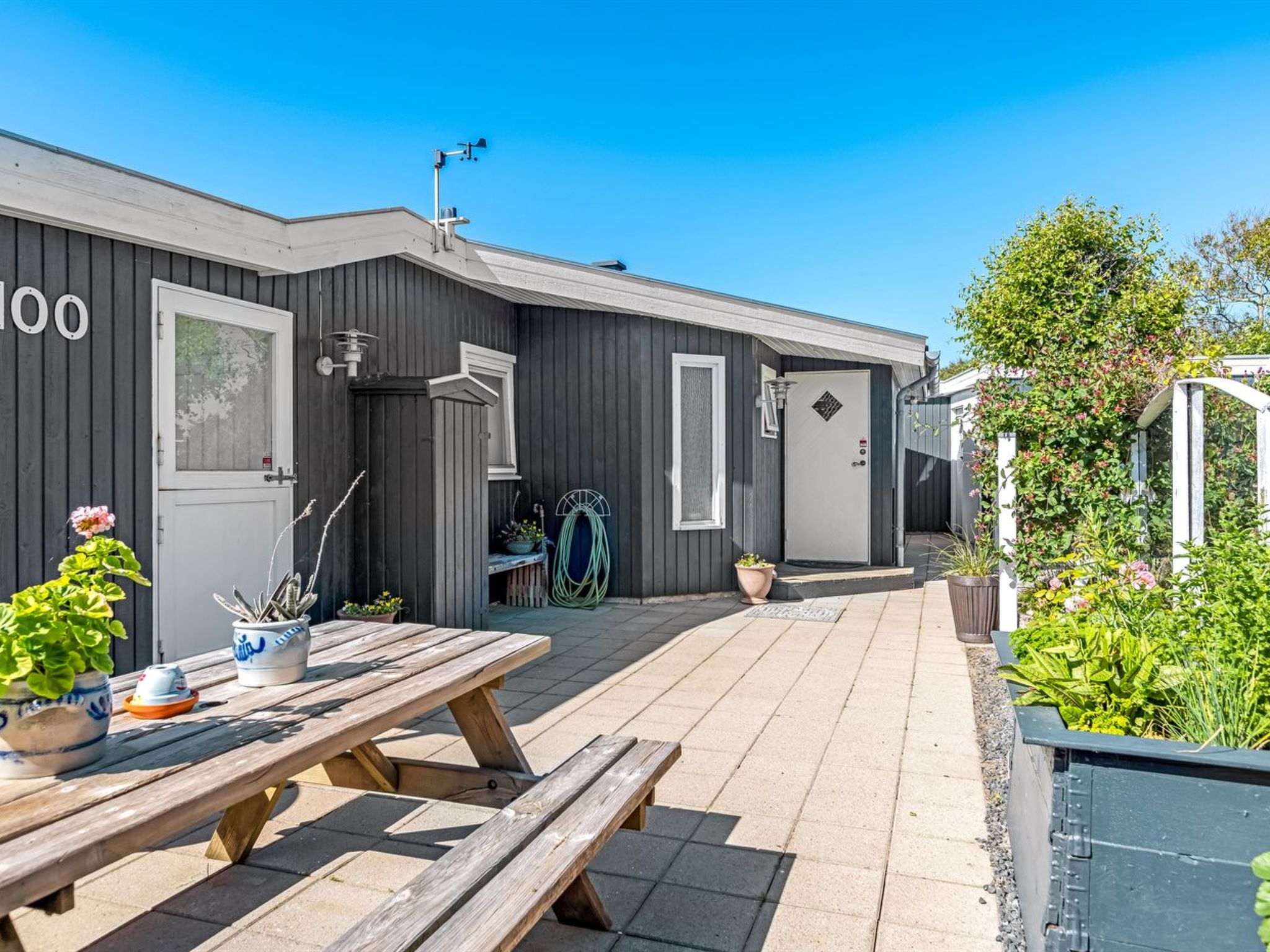 "Reima" - 50m from the sea - Buiten