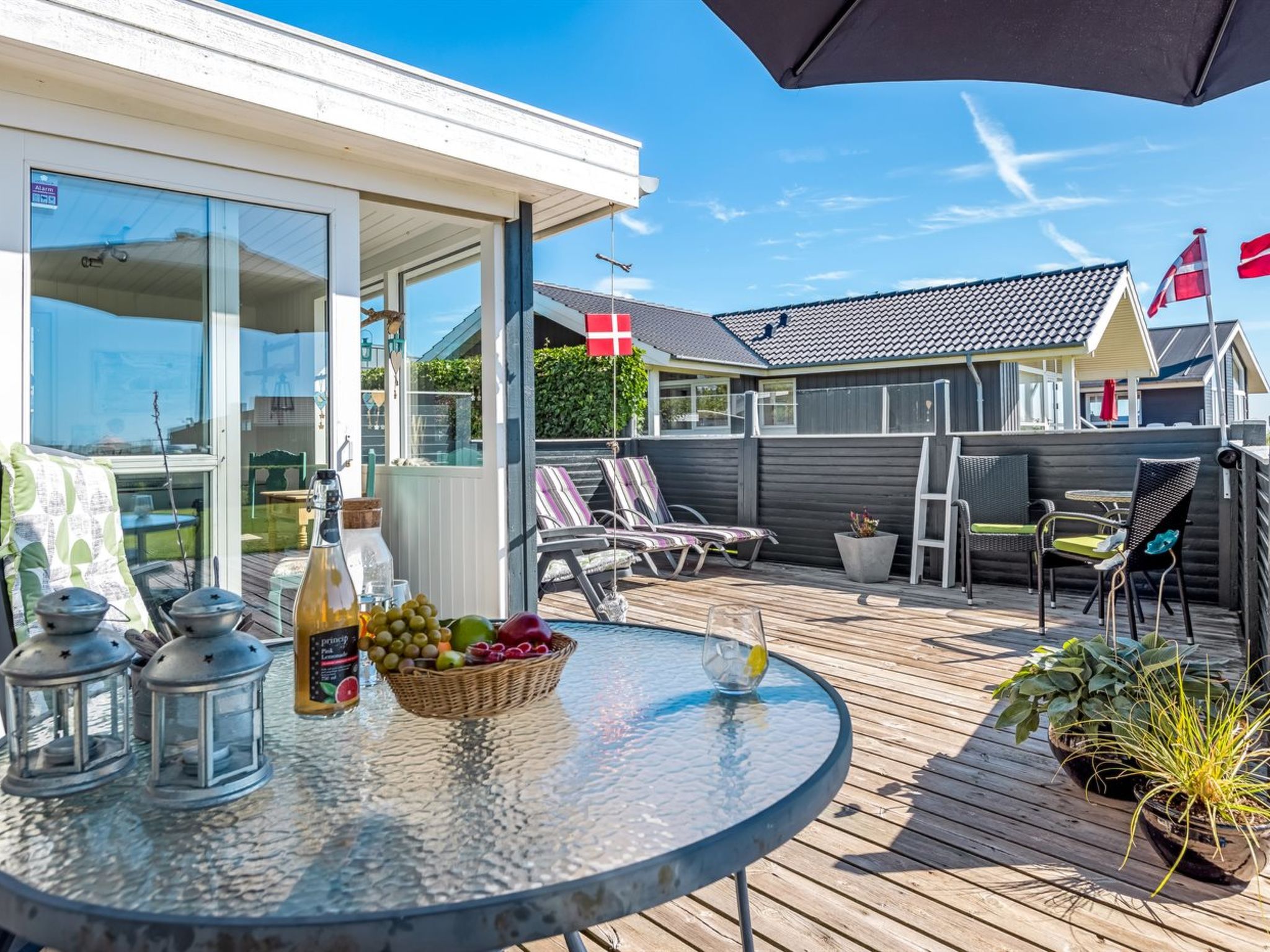 "Reima" - 50m from the sea - Buiten