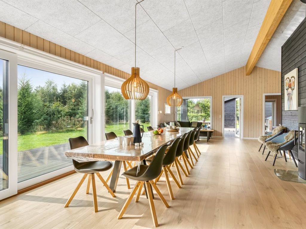 'Arwen' - 400m from the sea