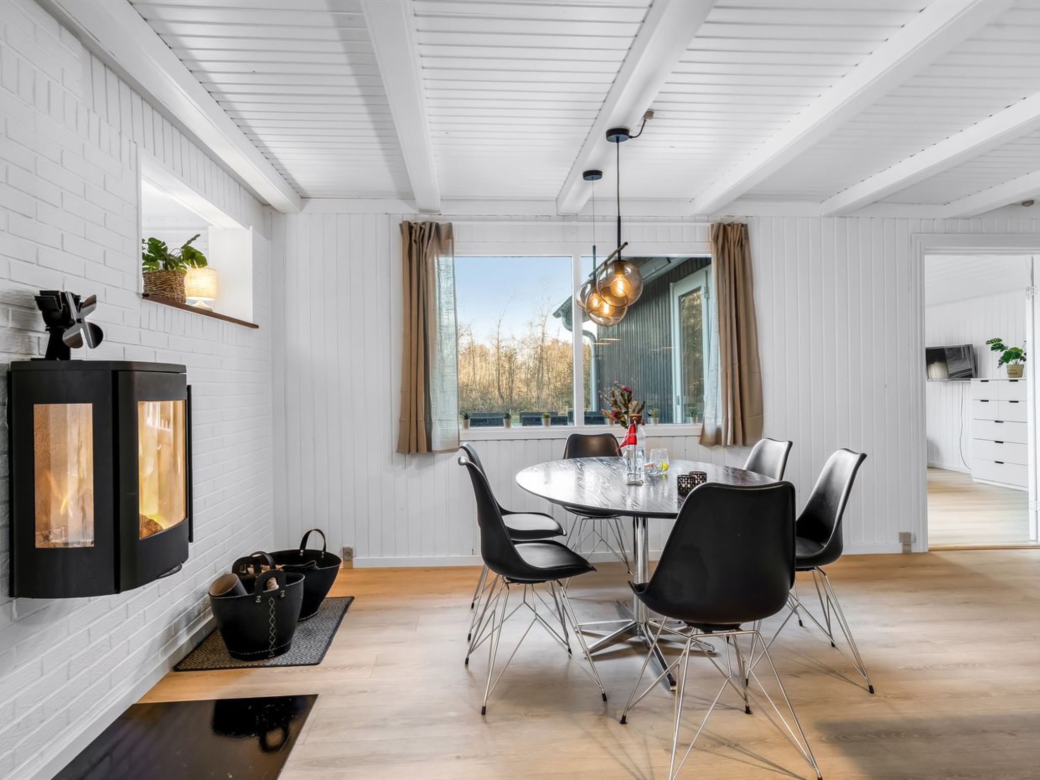 "Gunnil" - 400m from the sea-Inside