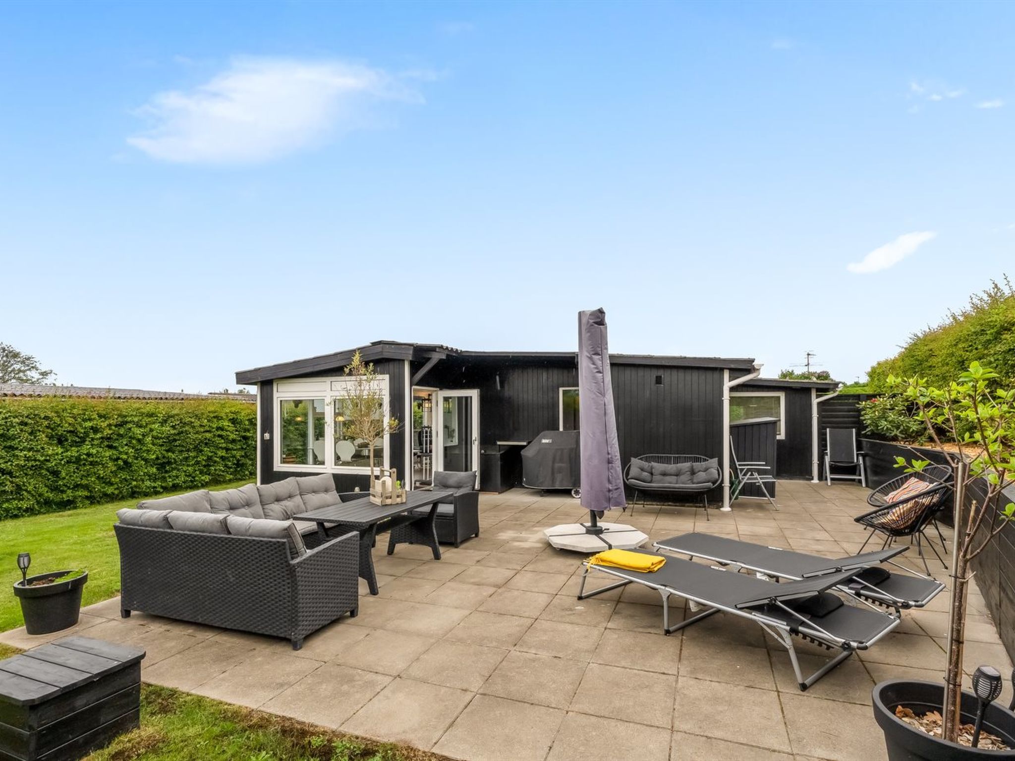 "Manina" - 230m from the sea-Draußen
