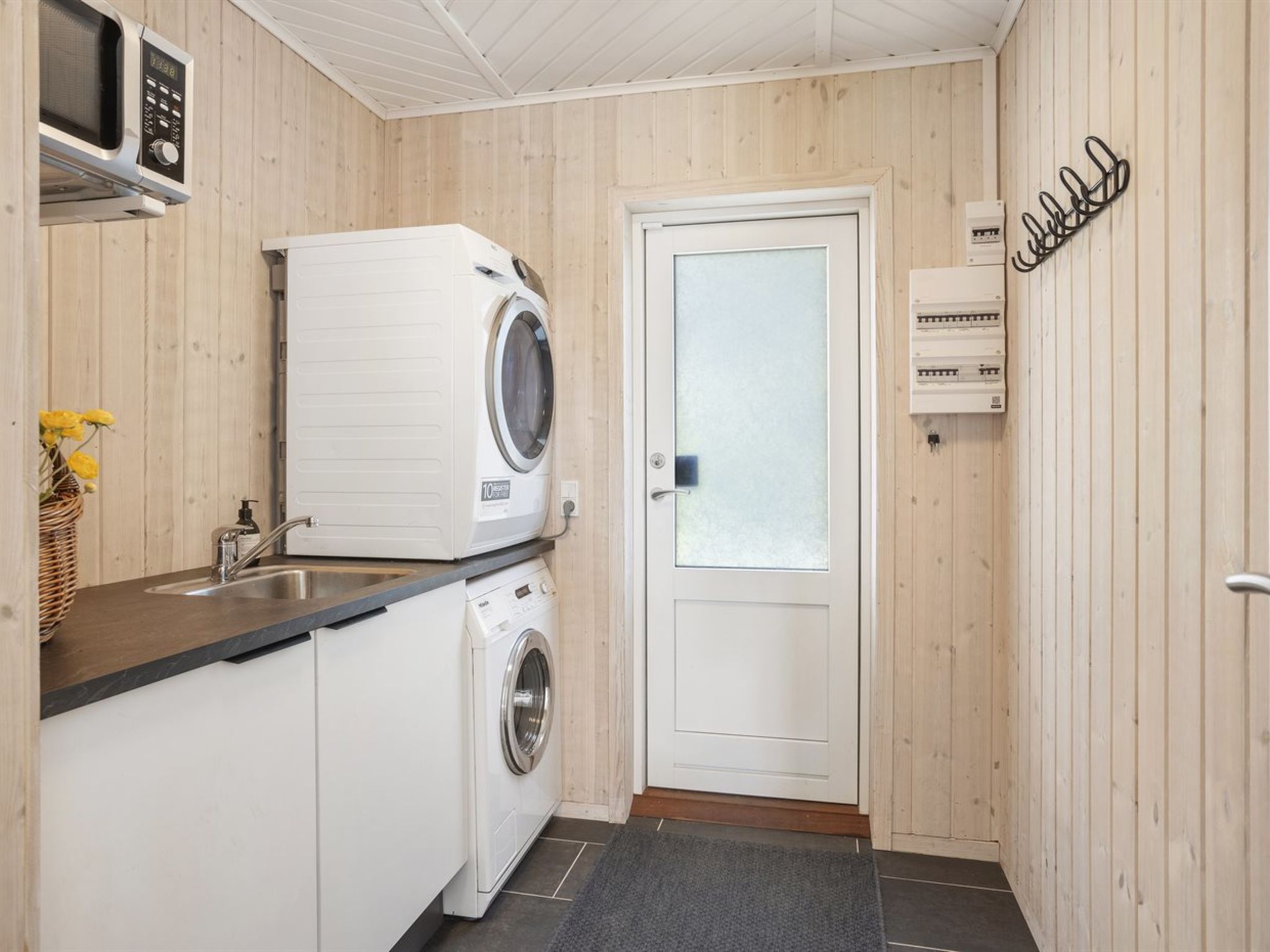 "Herwarth" - 400m from the sea-Binnen