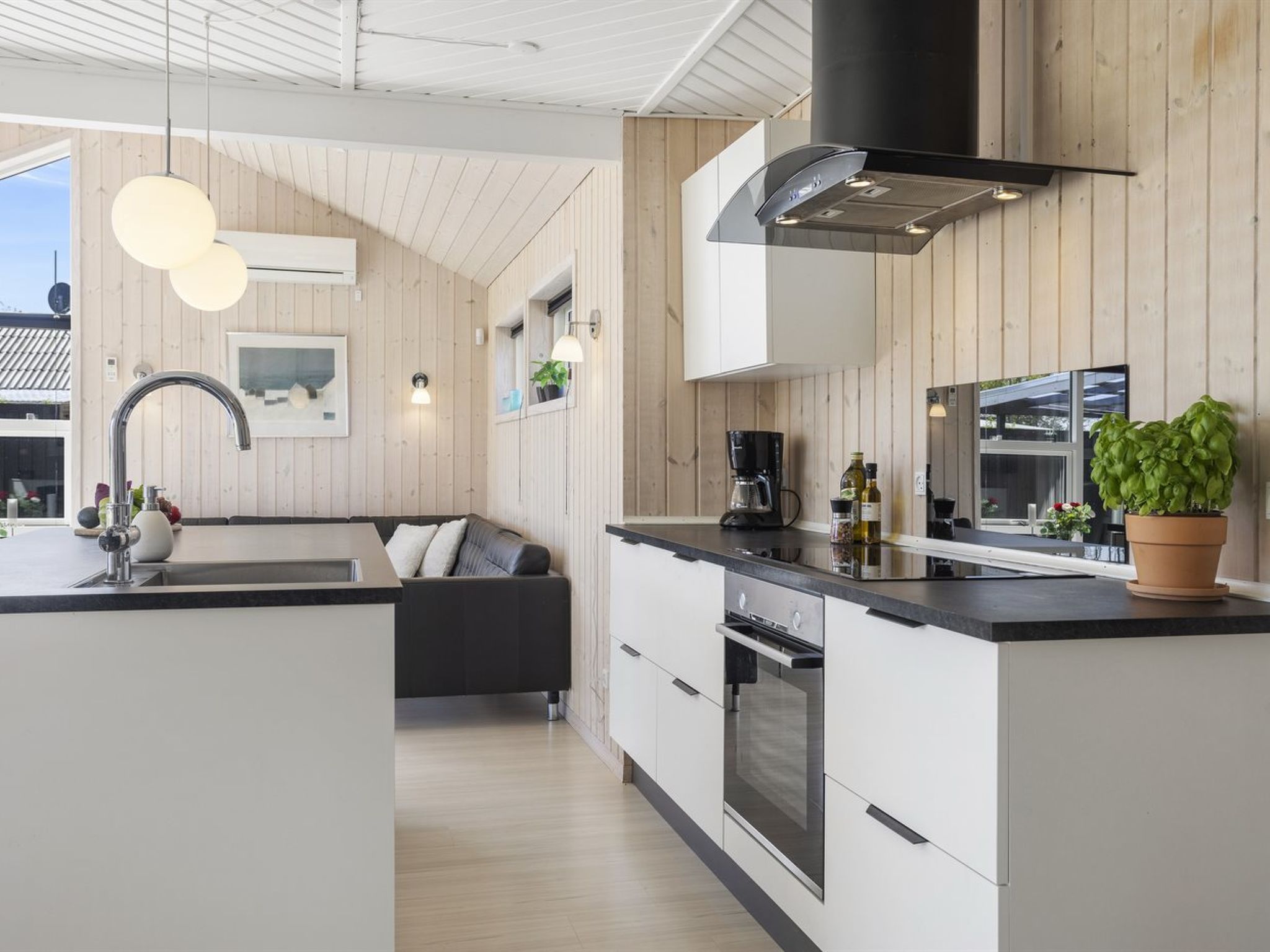 "Herwarth" - 400m from the sea-Buiten