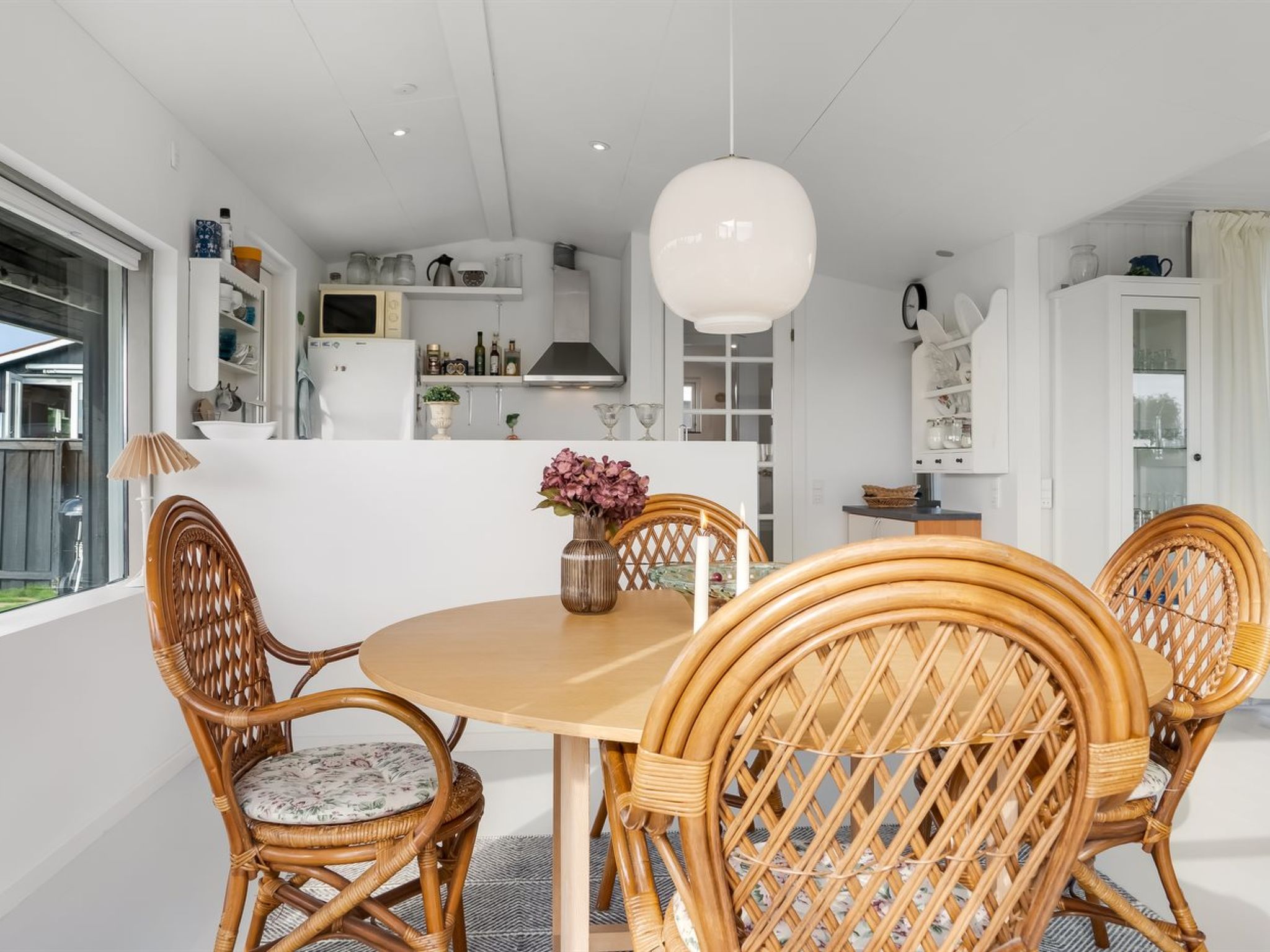 "Thit" - 90m from the sea-Drinnen