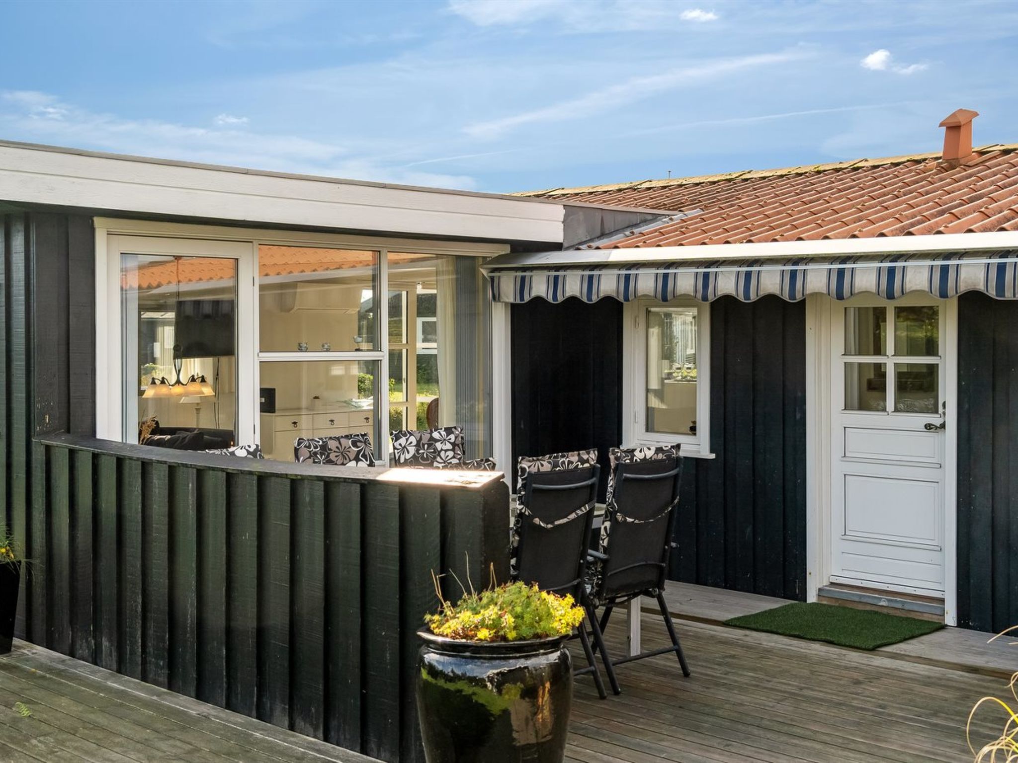 "Thit" - 90m from the sea-Draußen