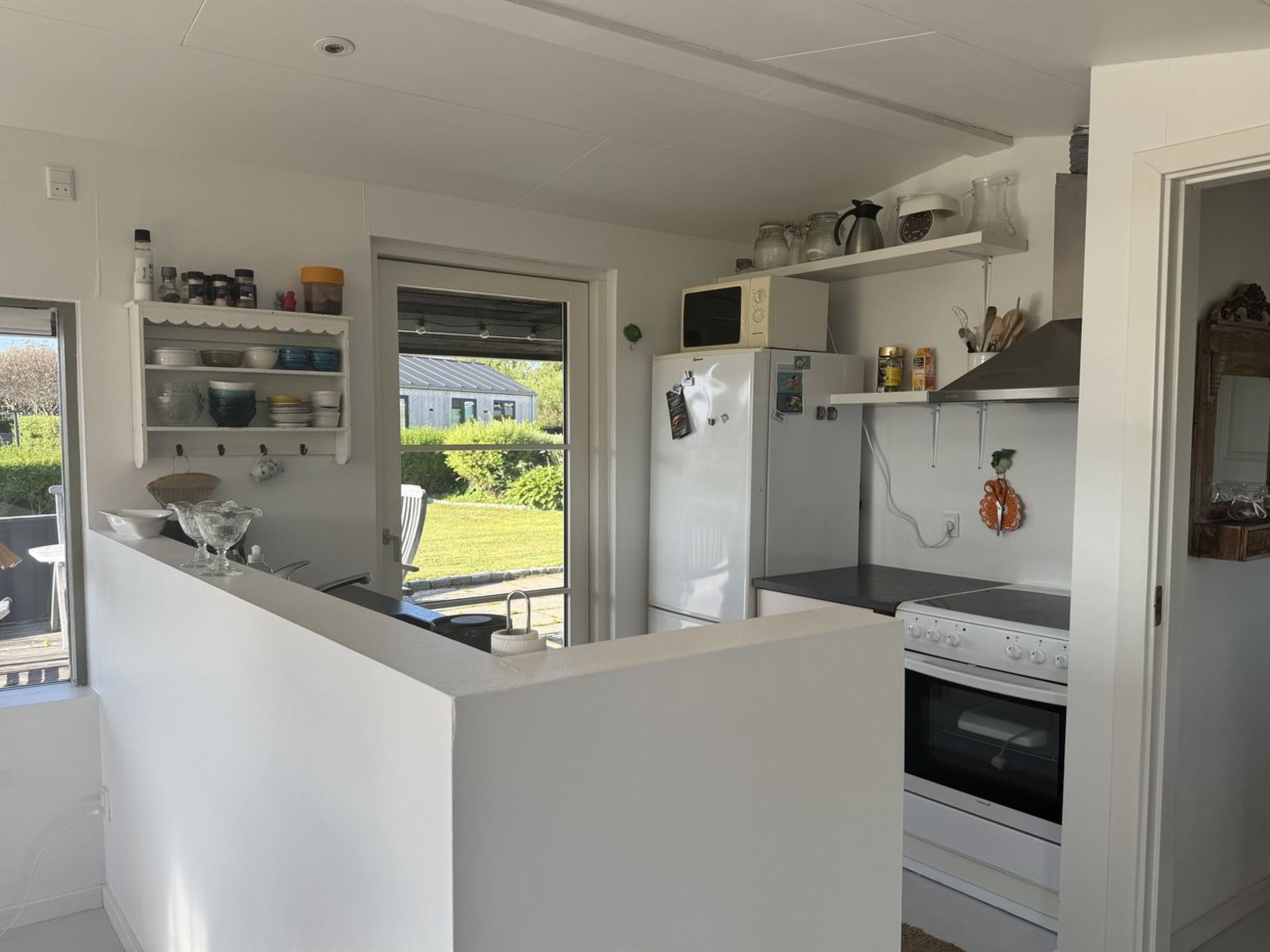 "Thit" - 90m from the sea-Inside