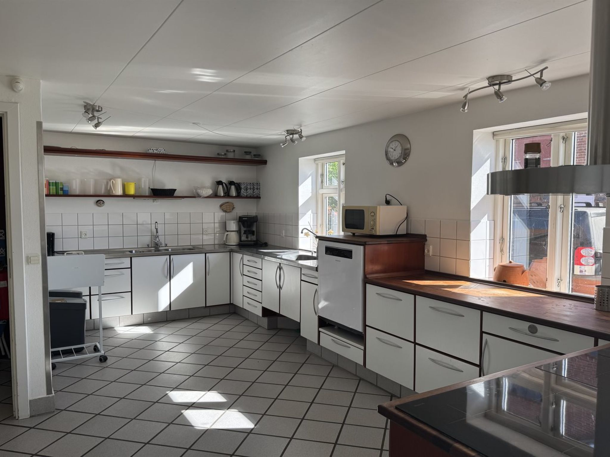 "Har" - 1.2km from the sea-Drinnen