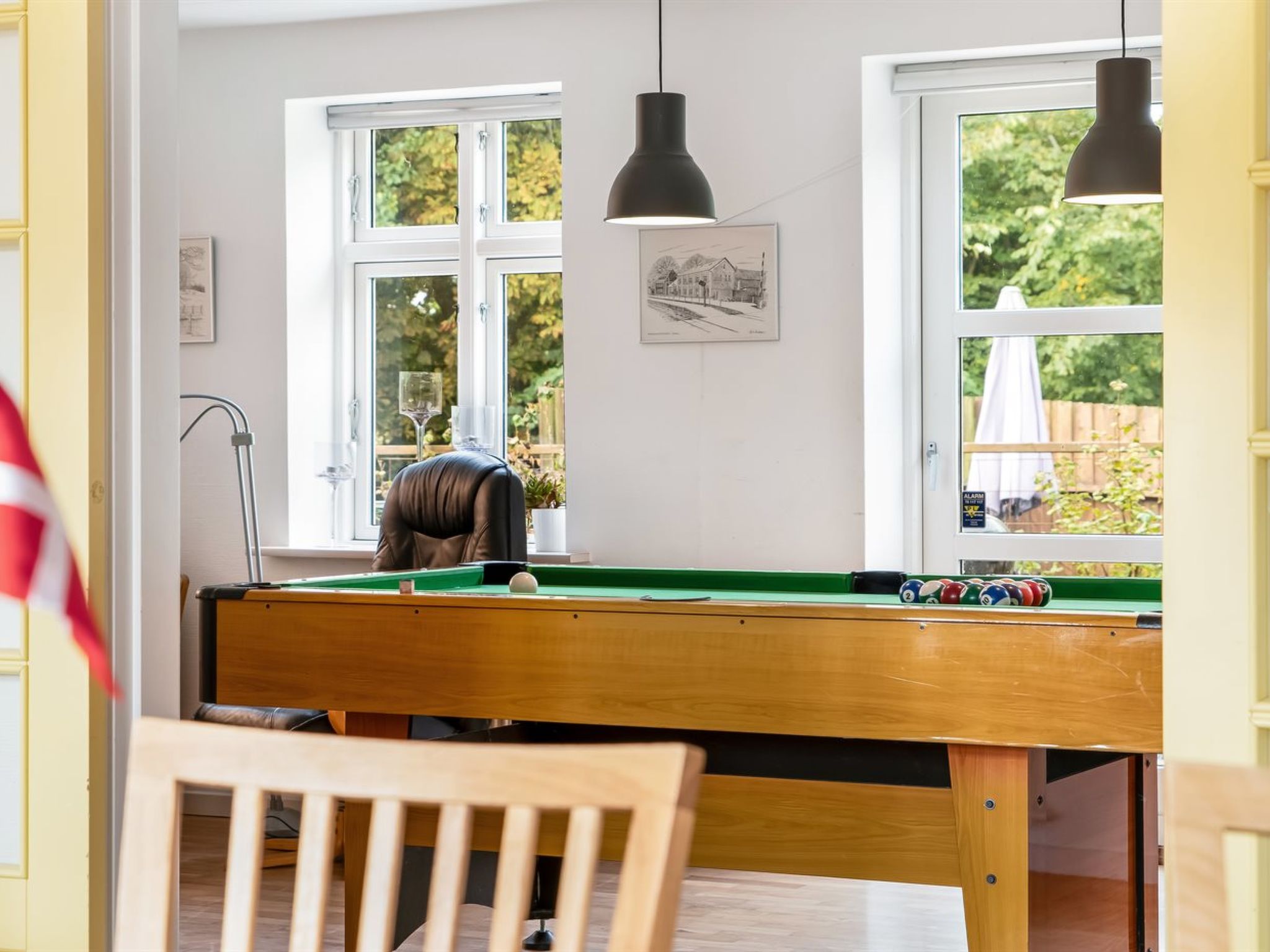 "Har" - 1.2km from the sea-Drinnen