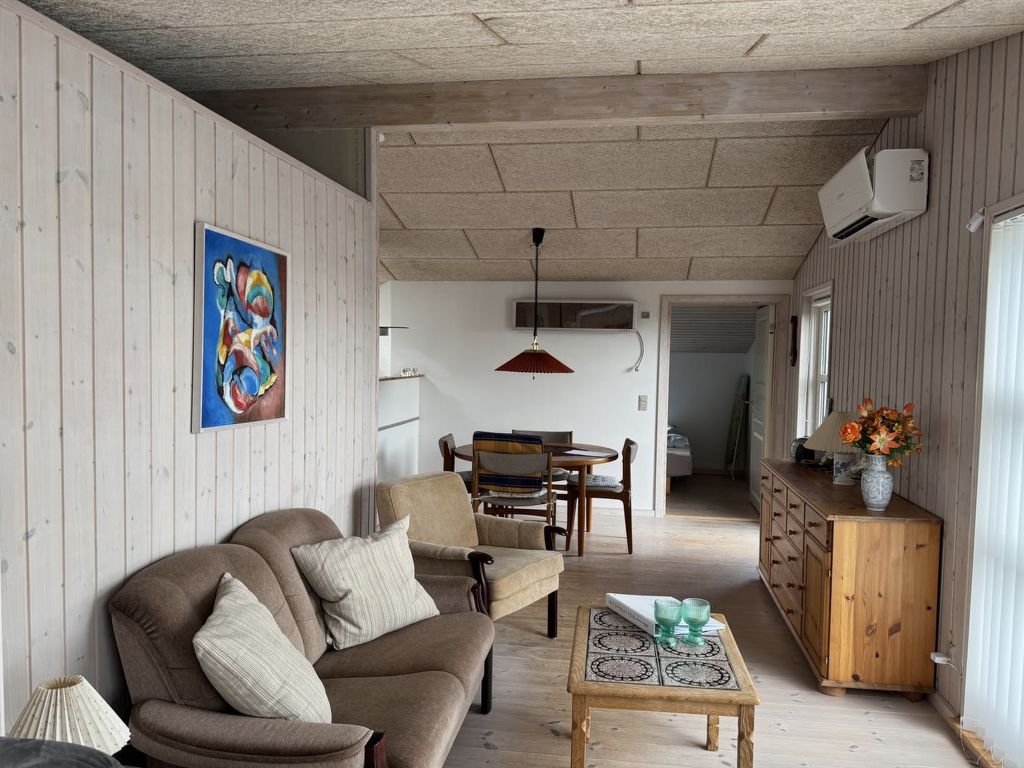 'Skarthi' - 200m from the sea