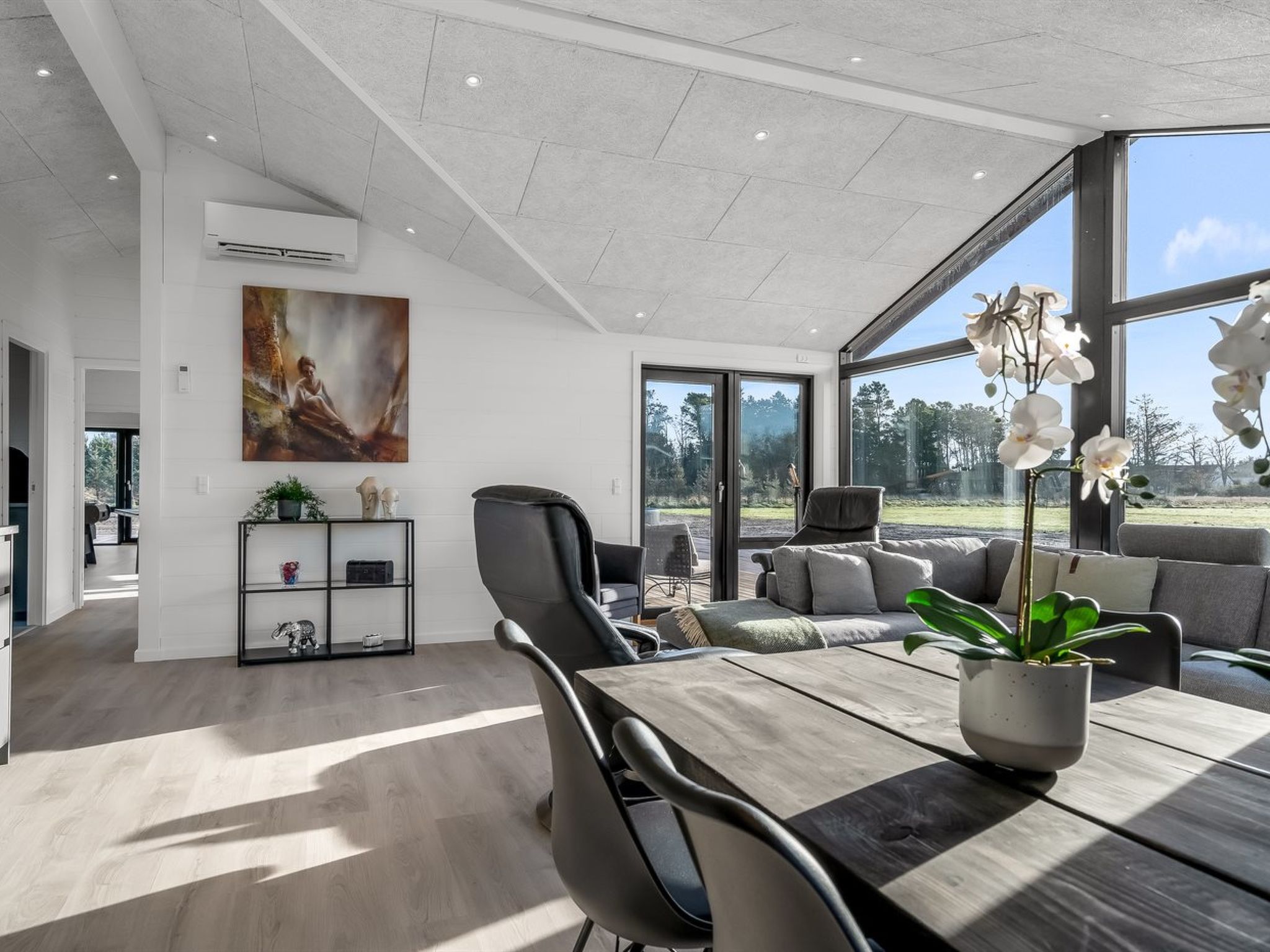 "Daren" - 700m from the sea-Drinnen