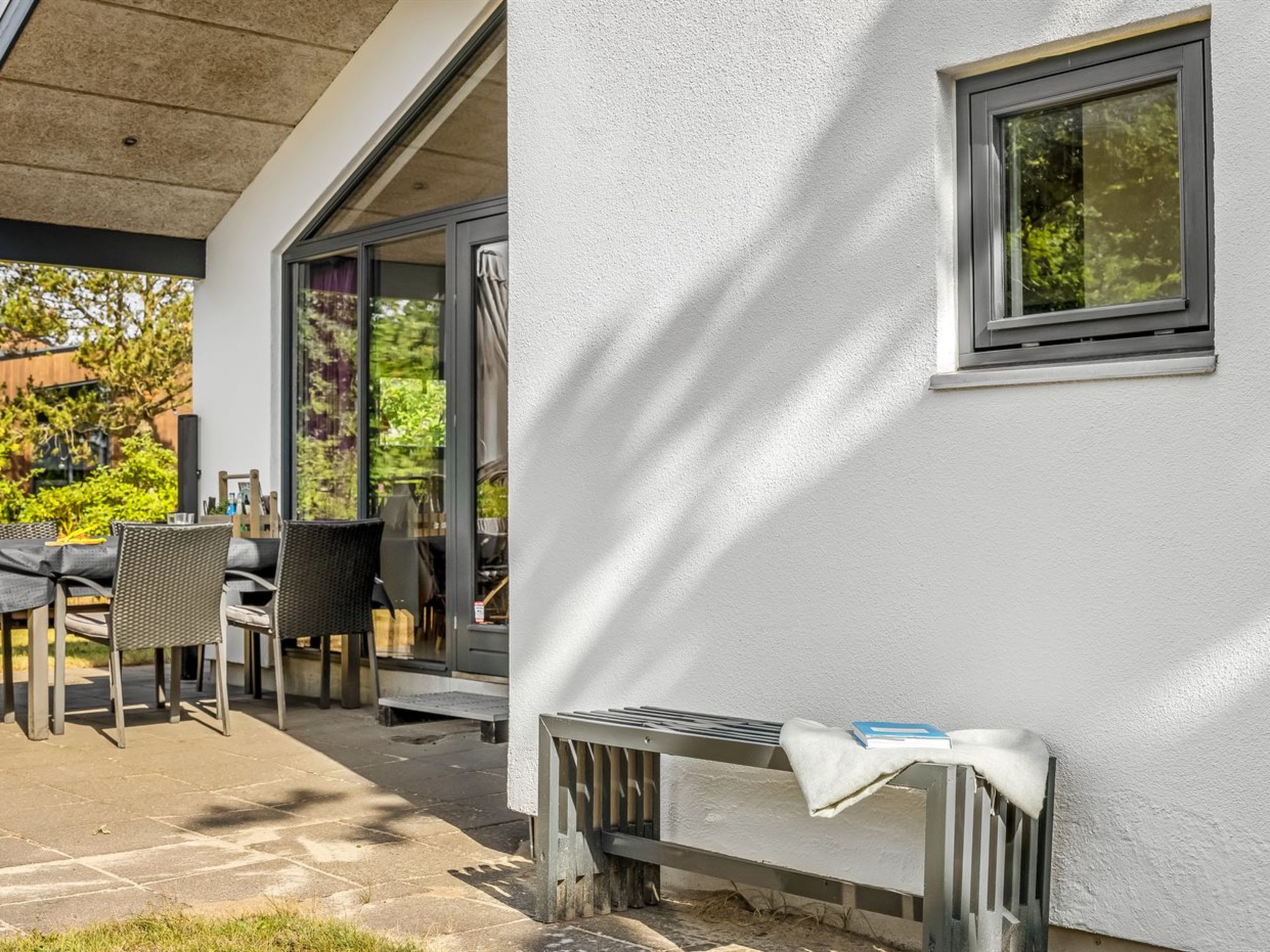 "Anttoni" - 350m from the sea - Buiten