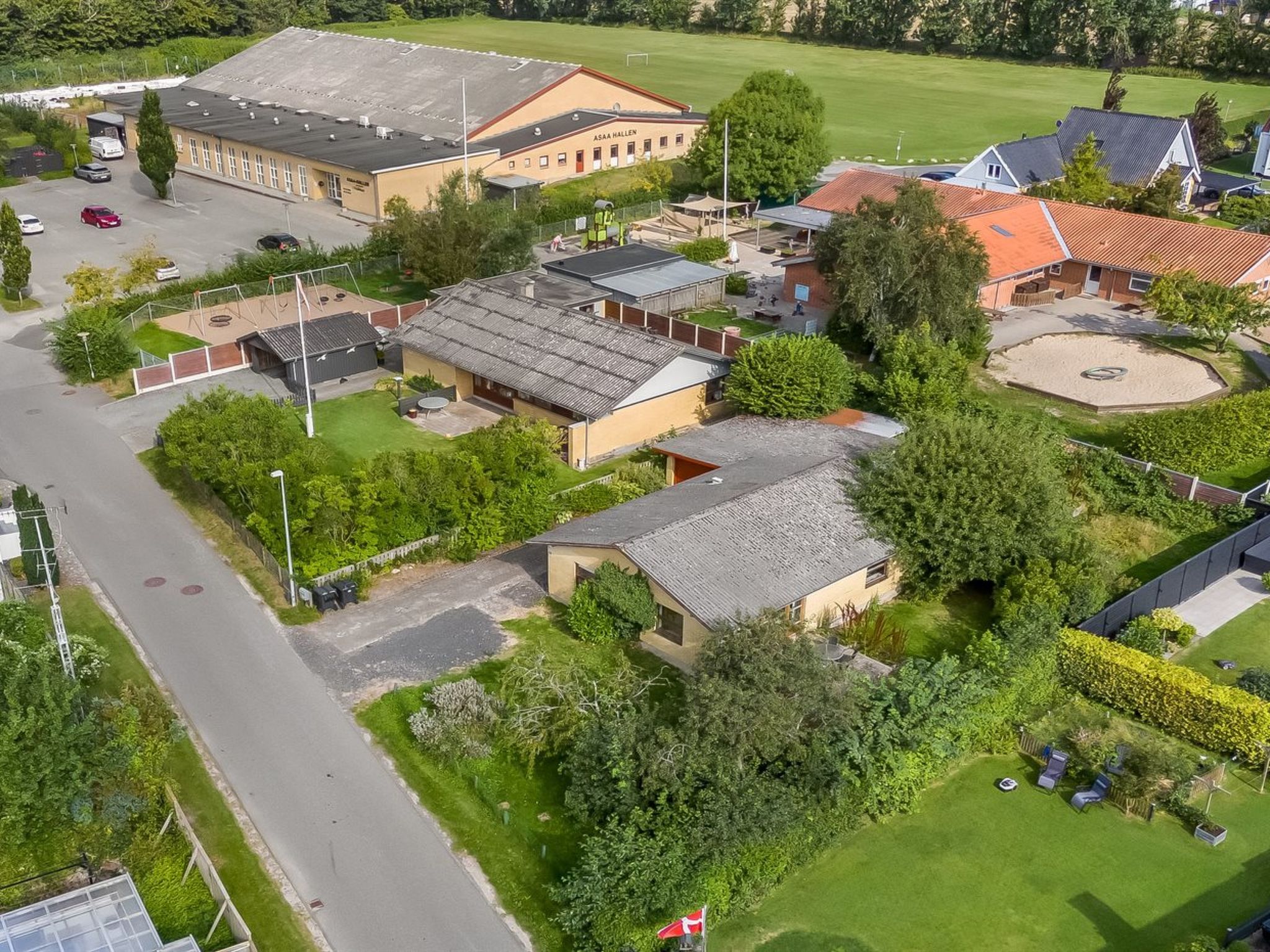 "Ilmo" - 1.9km from the sea - Outside
