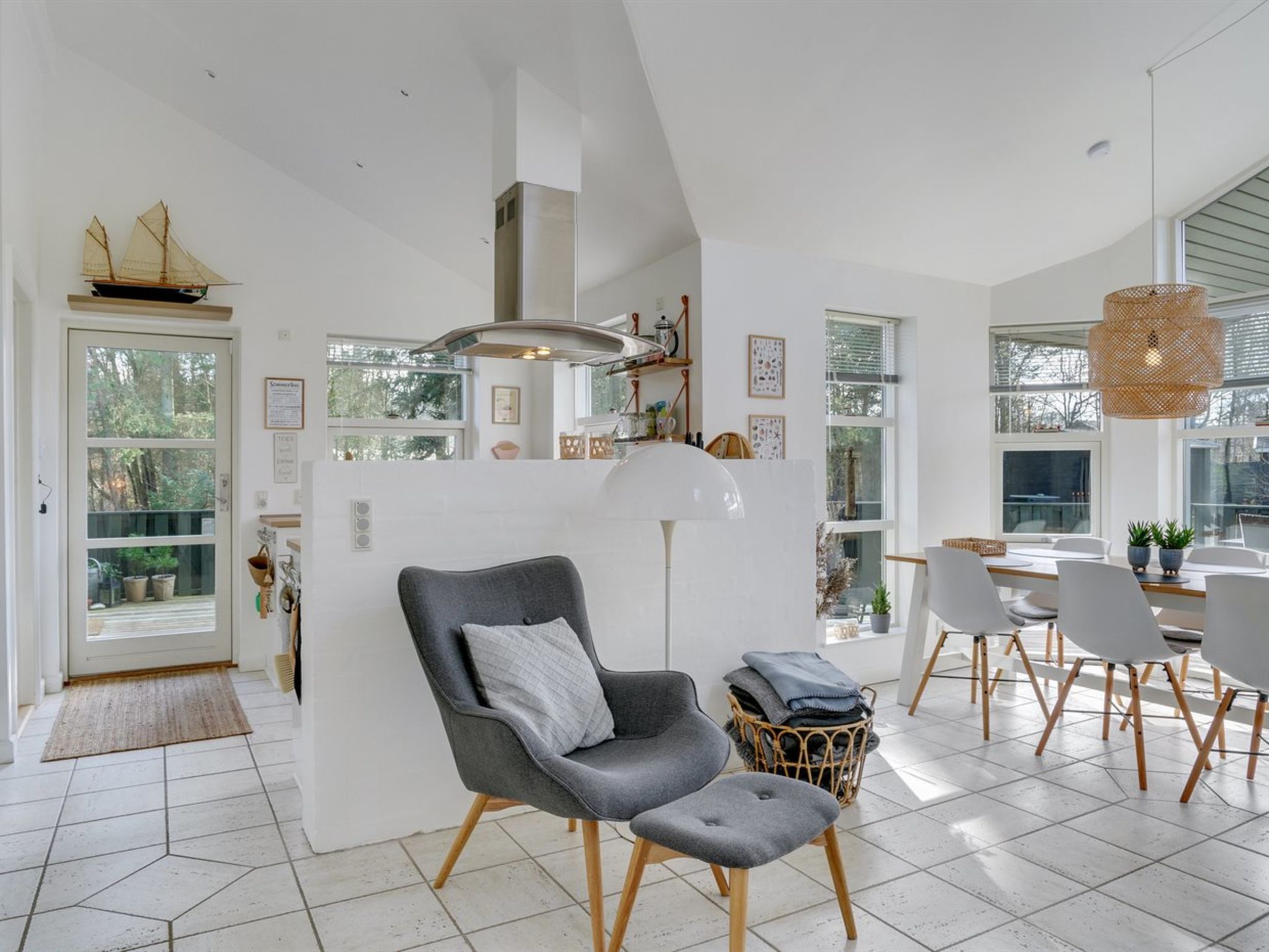 "Asgard" - 500m from the sea - Inside