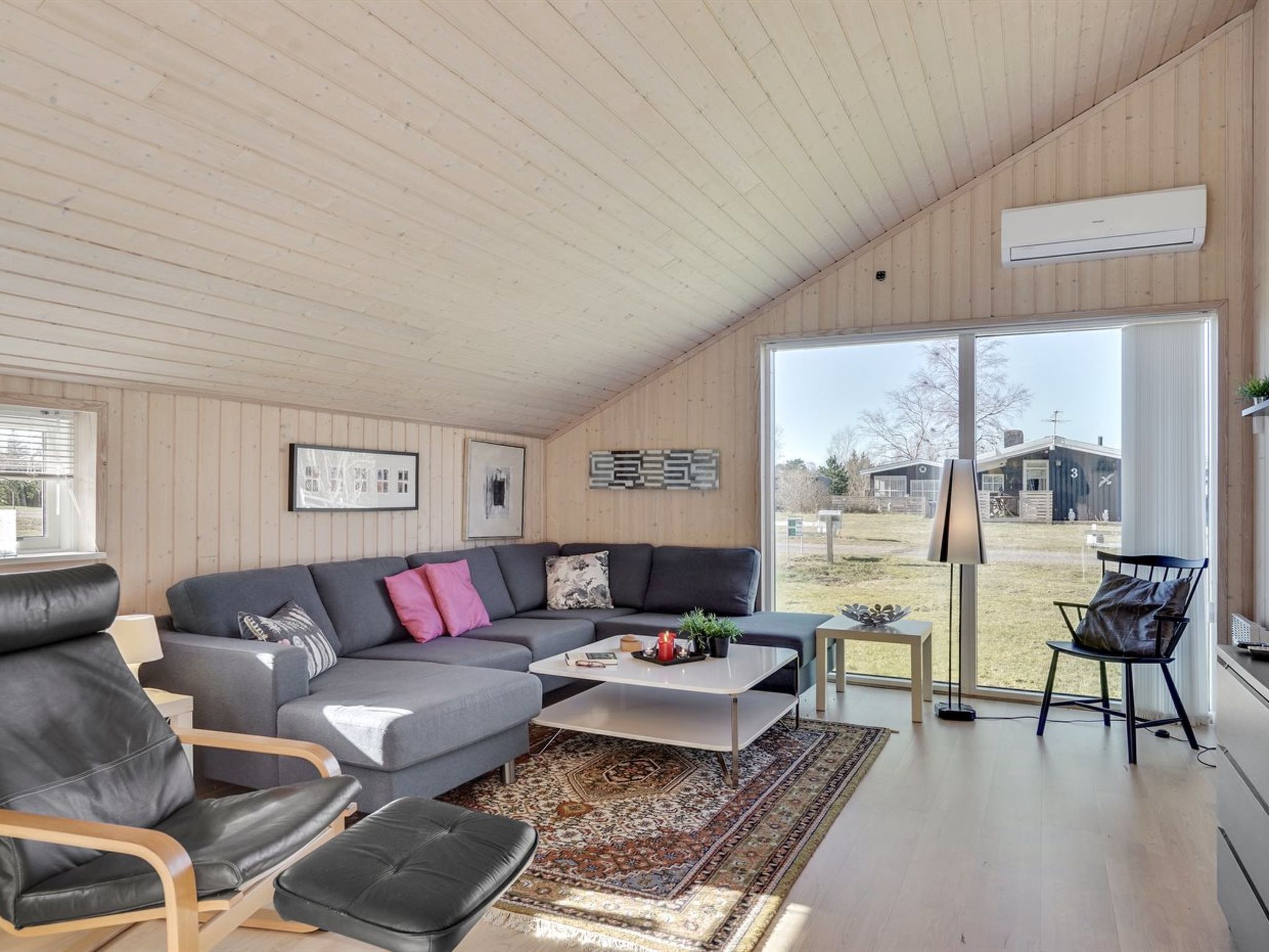 "Jil" - 750m from the sea