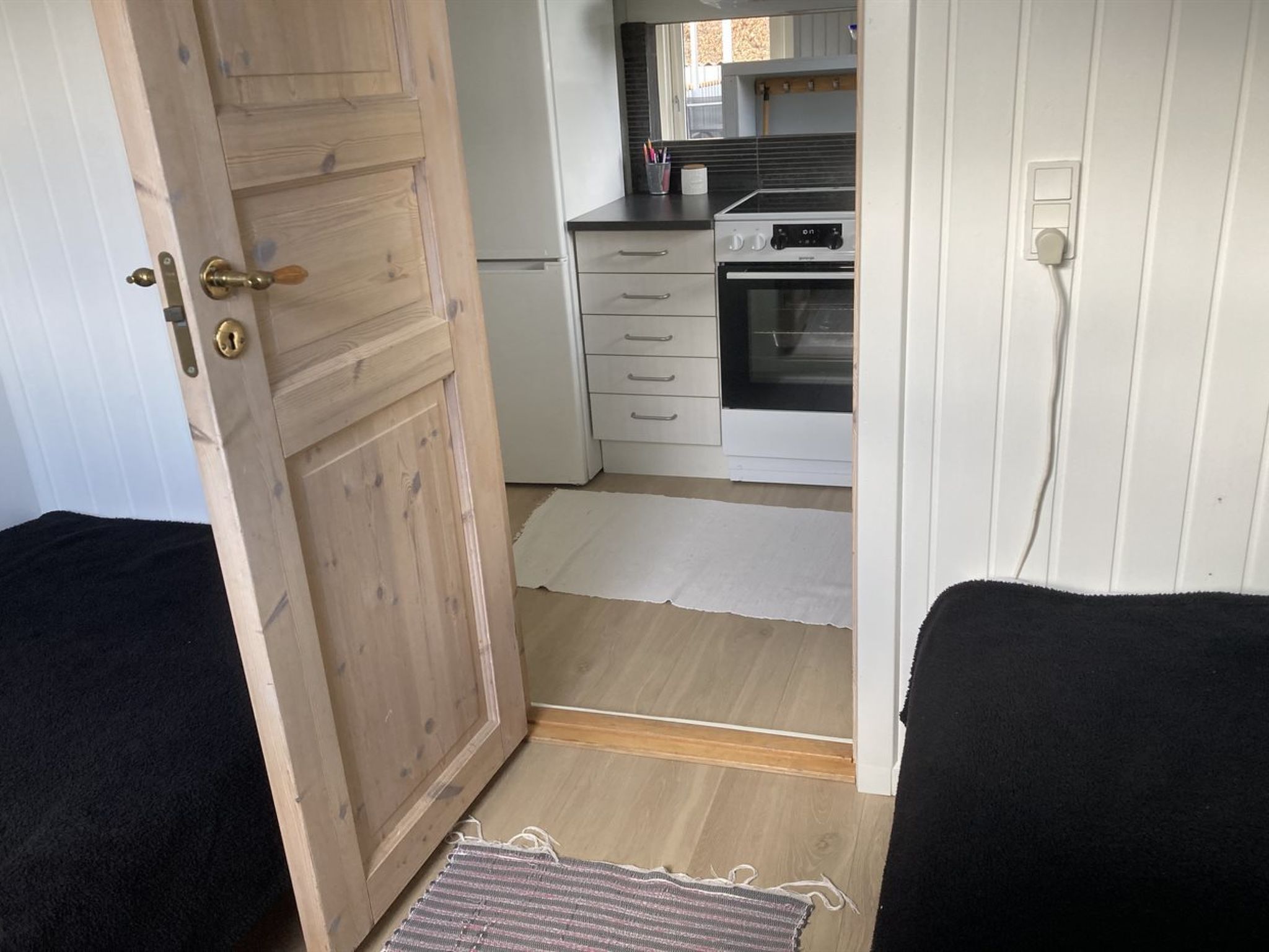 "Kjartan" - 1.2km from the sea - Binnen