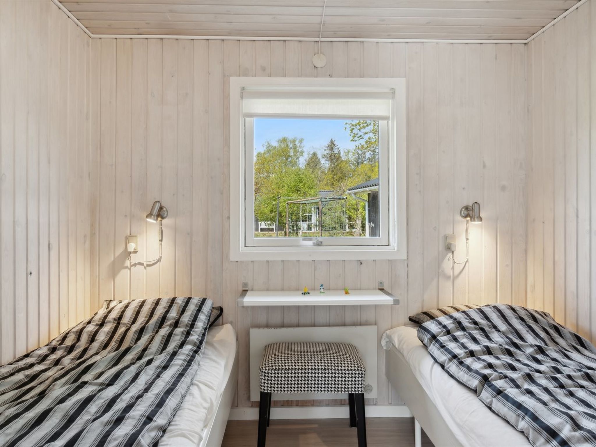 "Inan" - 300m from the sea