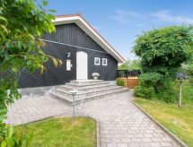 Rustiek vakantiehuis Flora op 150 meter van de zee in Hals - thumbnail 1