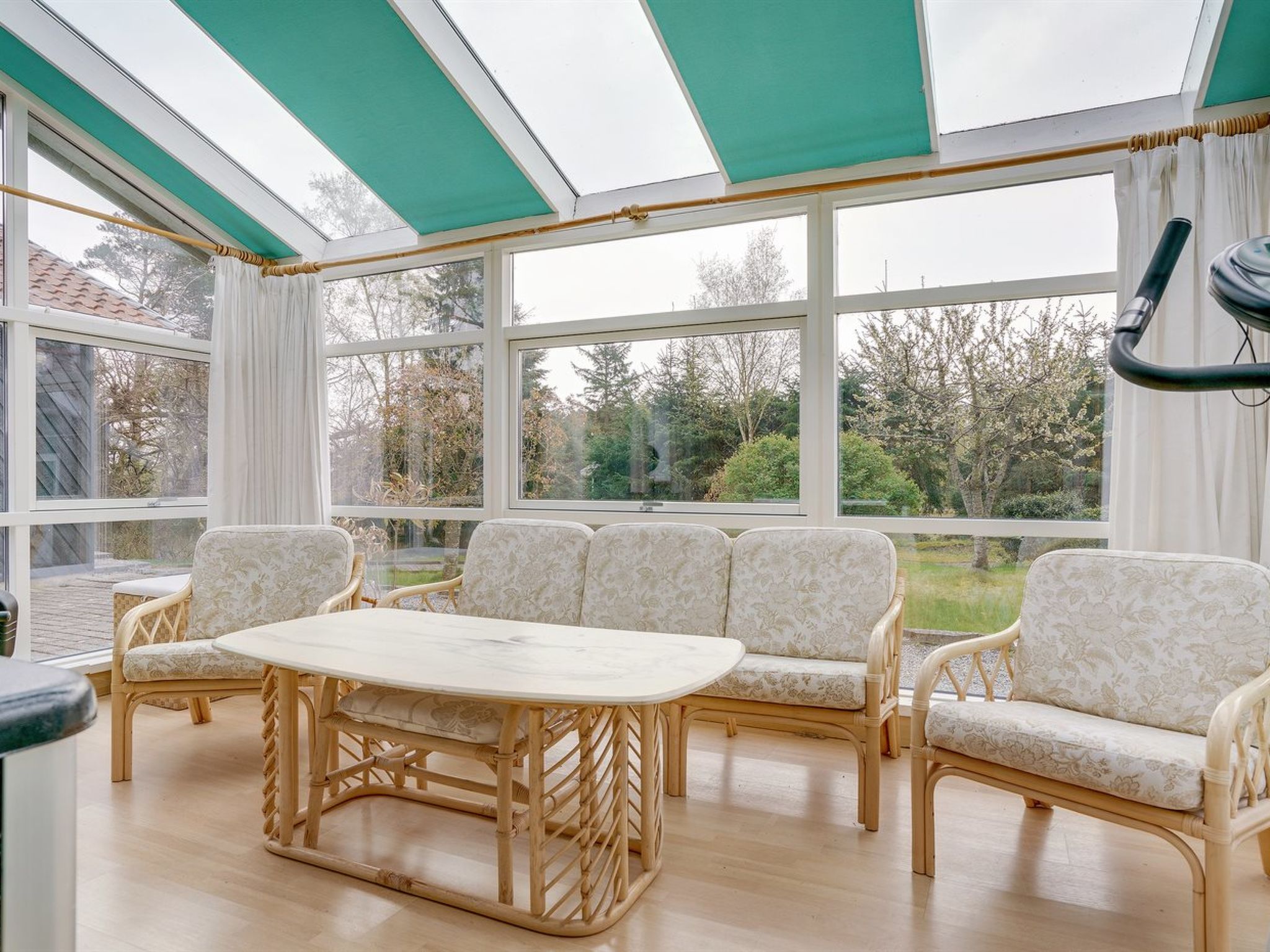 "Flora" - 150m from the sea - Inside