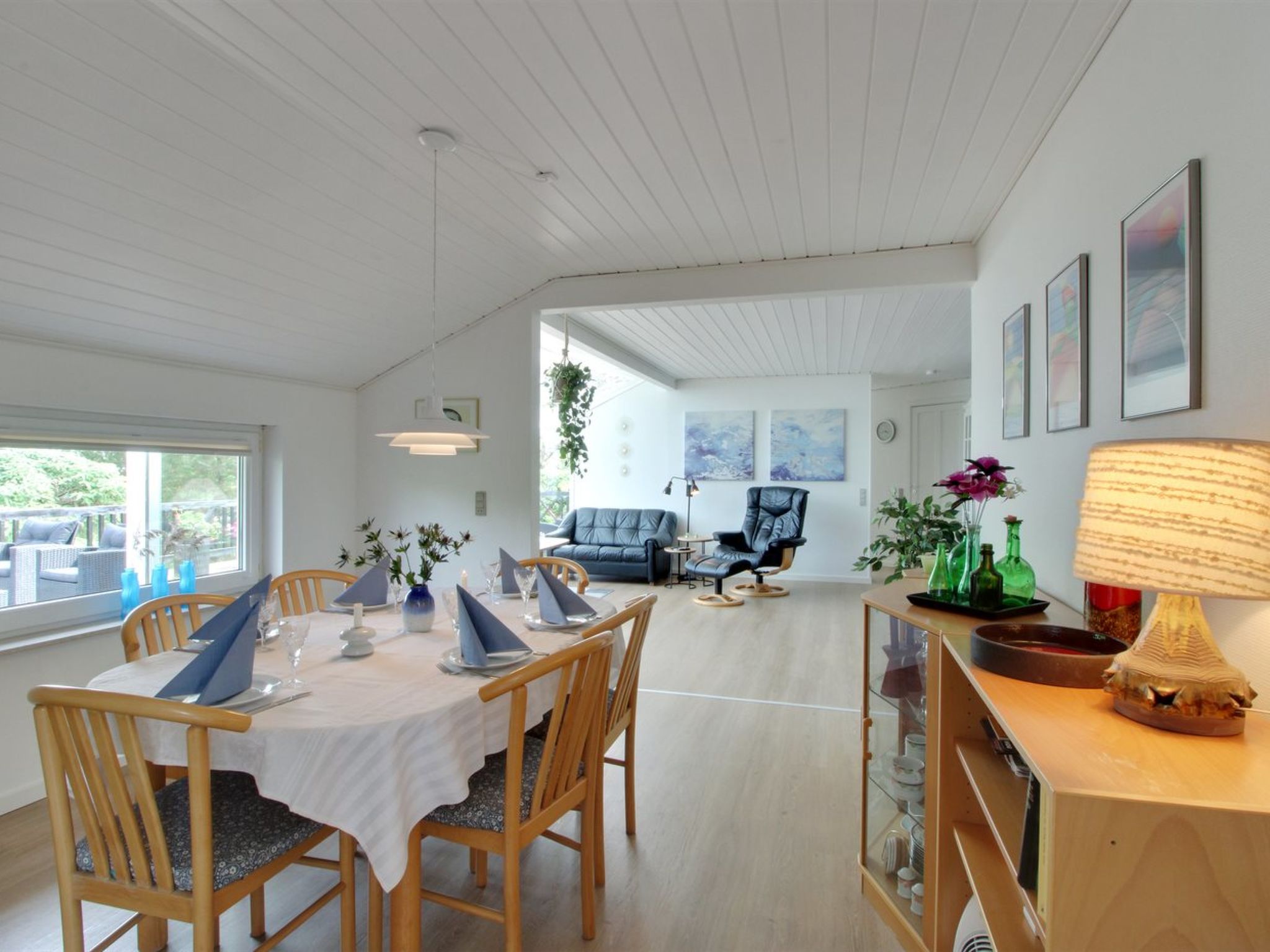 "Flora" - 150m from the sea