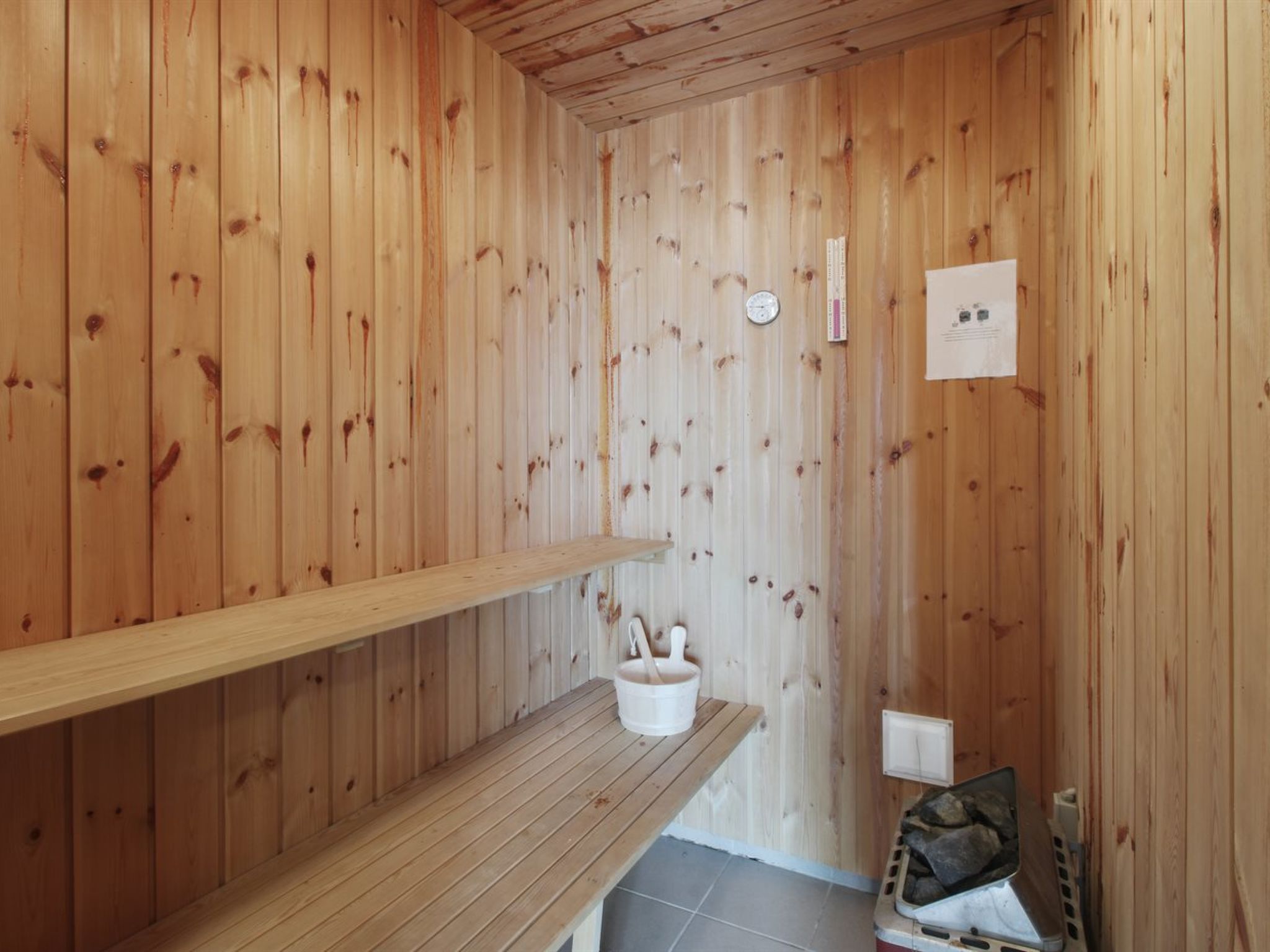 "Flora" - 150m from the sea - Inside