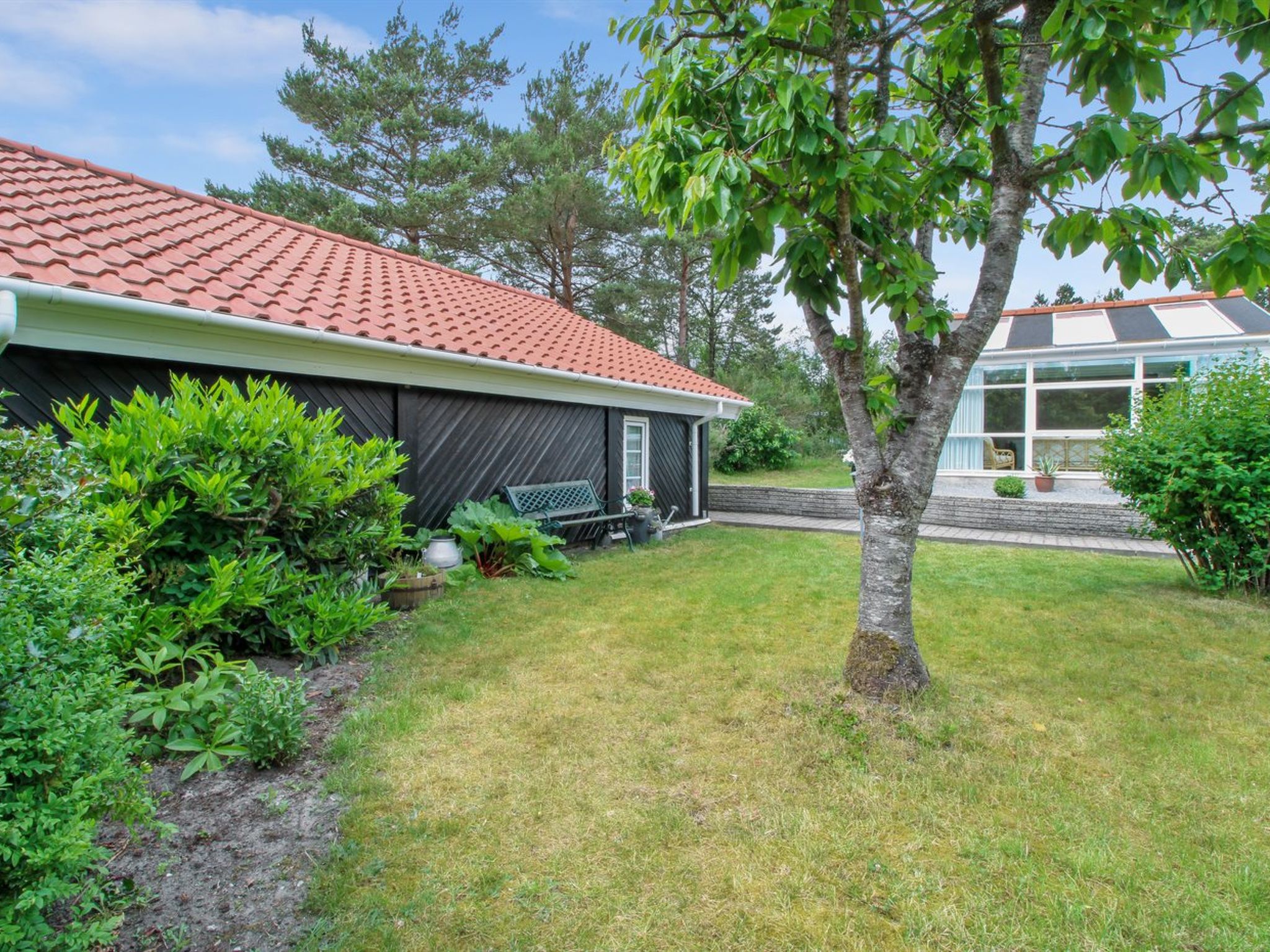 "Flora" - 150m from the sea - Outside