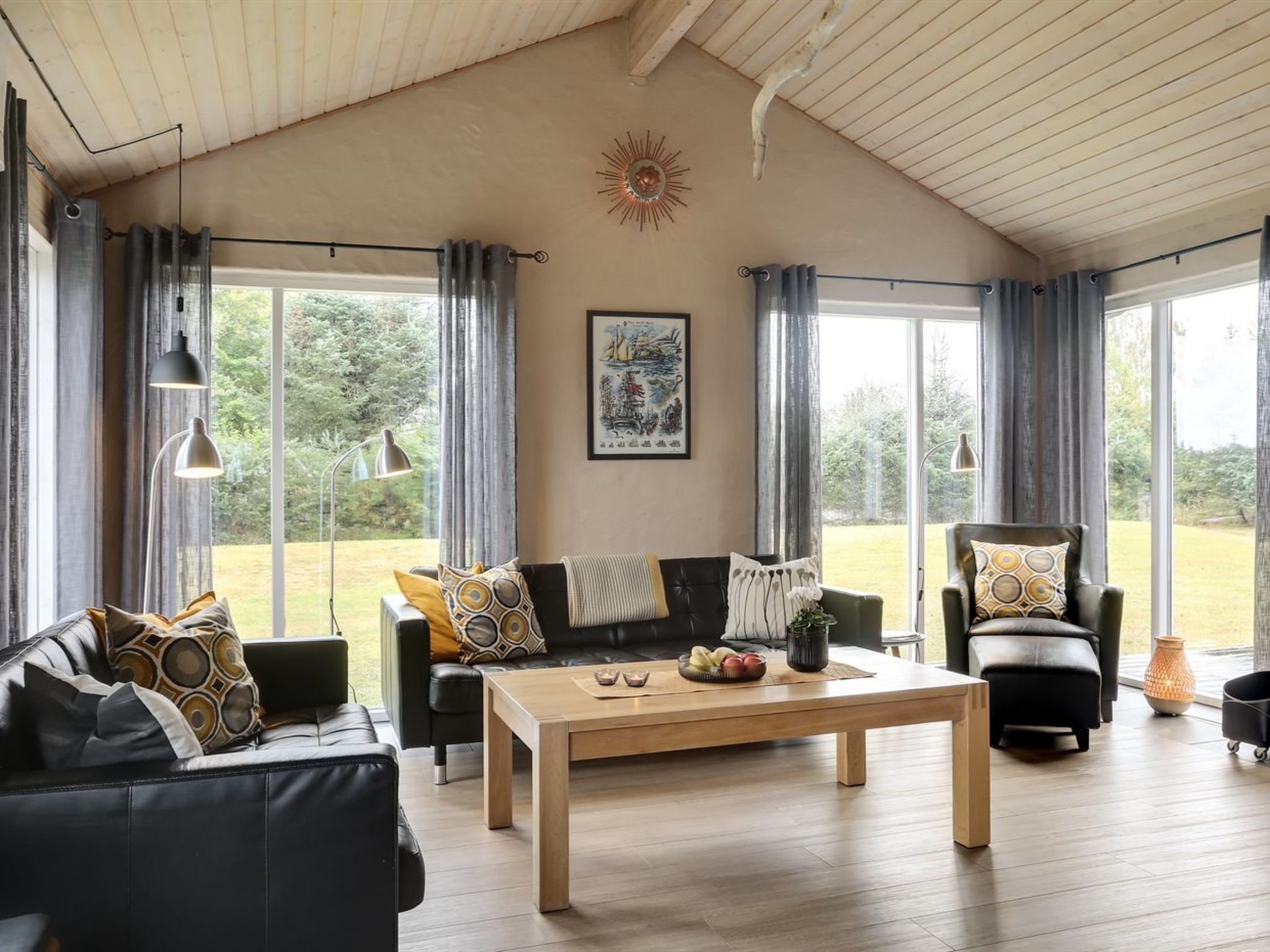 "Danijela" - 1.2km from the sea - Binnen