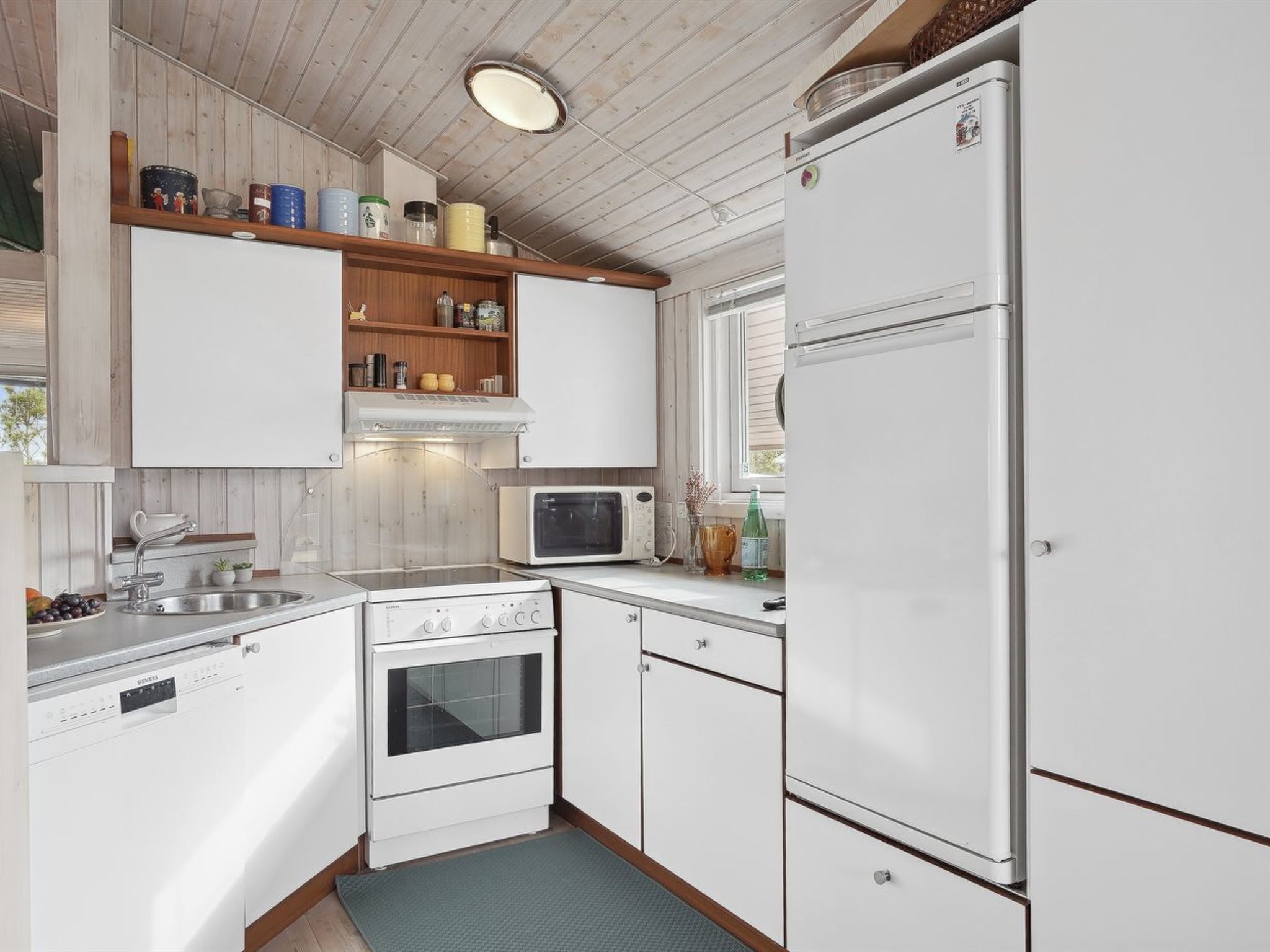 "Edzard" - 200m from the sea