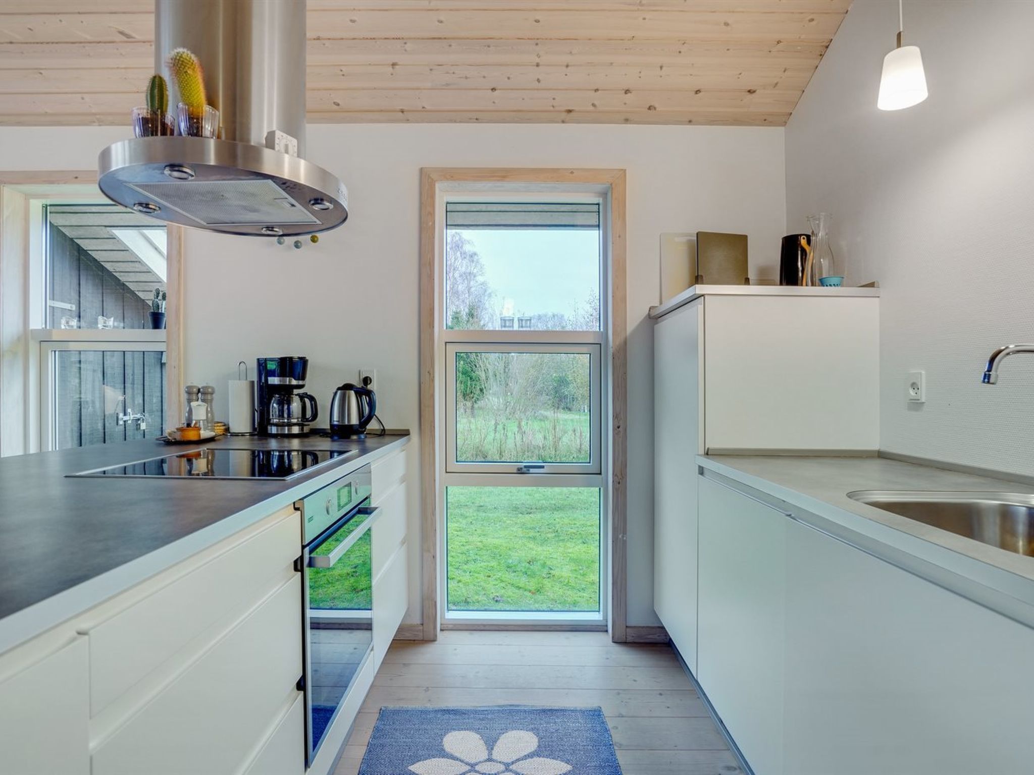 "Elni" - 900m from the sea - Binnen