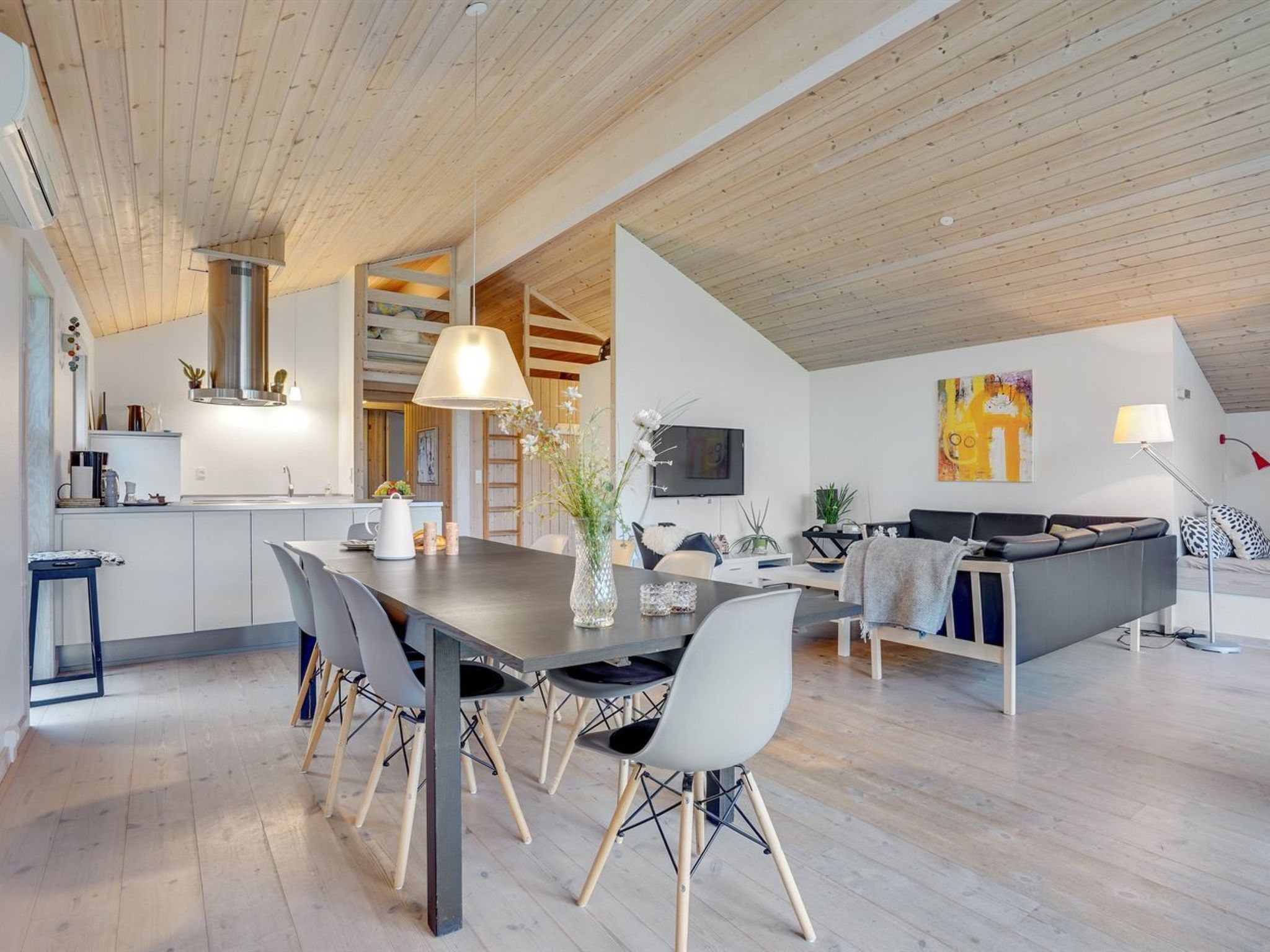 "Elni" - 900m from the sea - Binnen