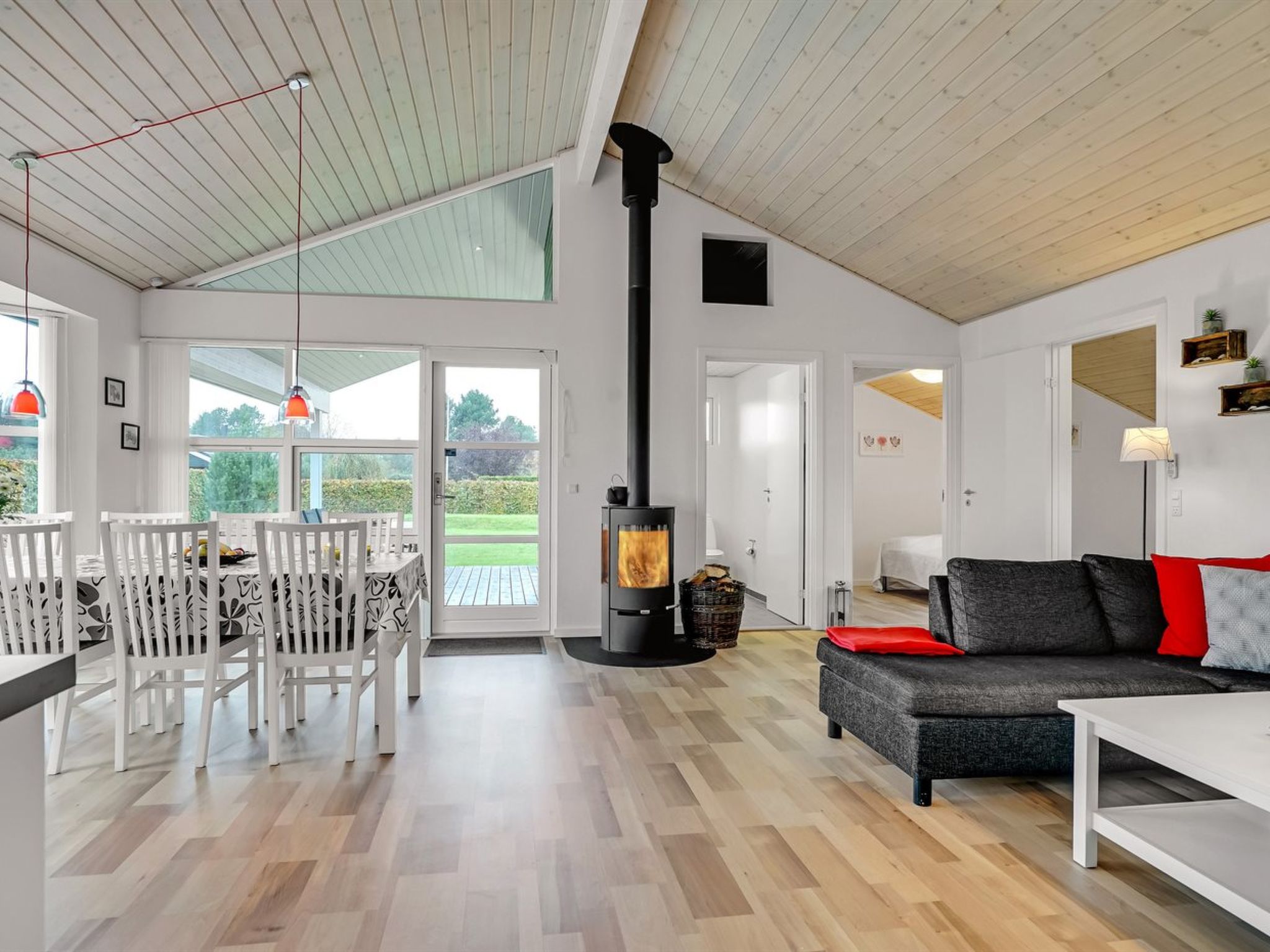 "Ayen" - 1.5km from the sea - Drinnen