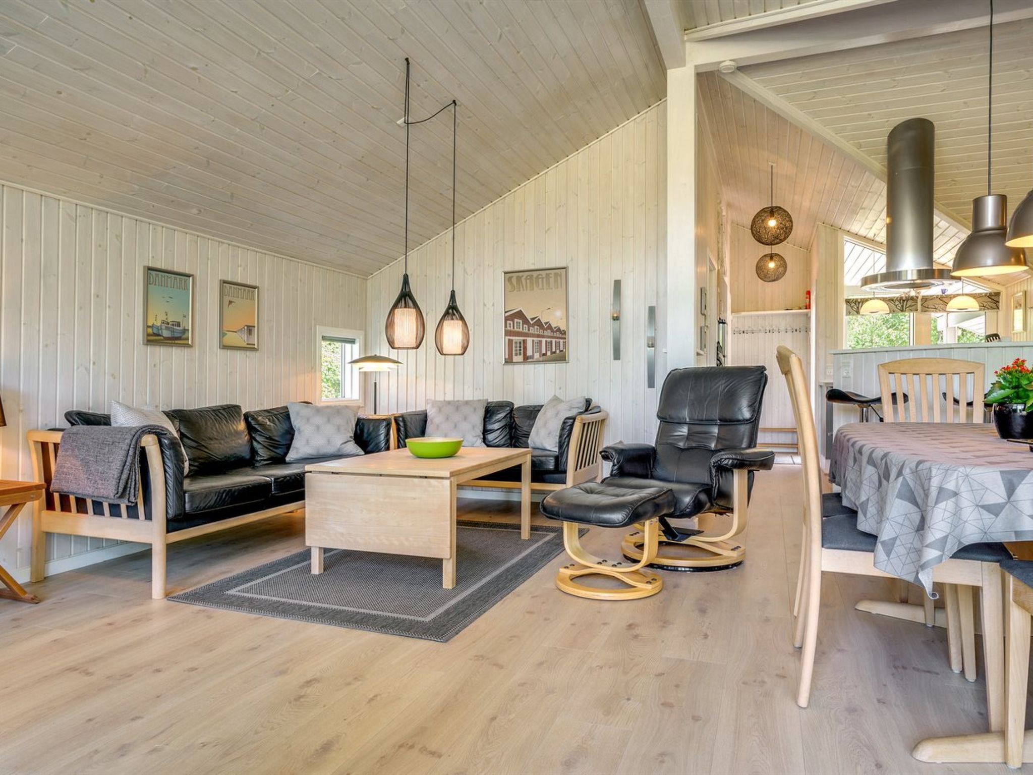 "Esaline" - 400m from the sea - Inside