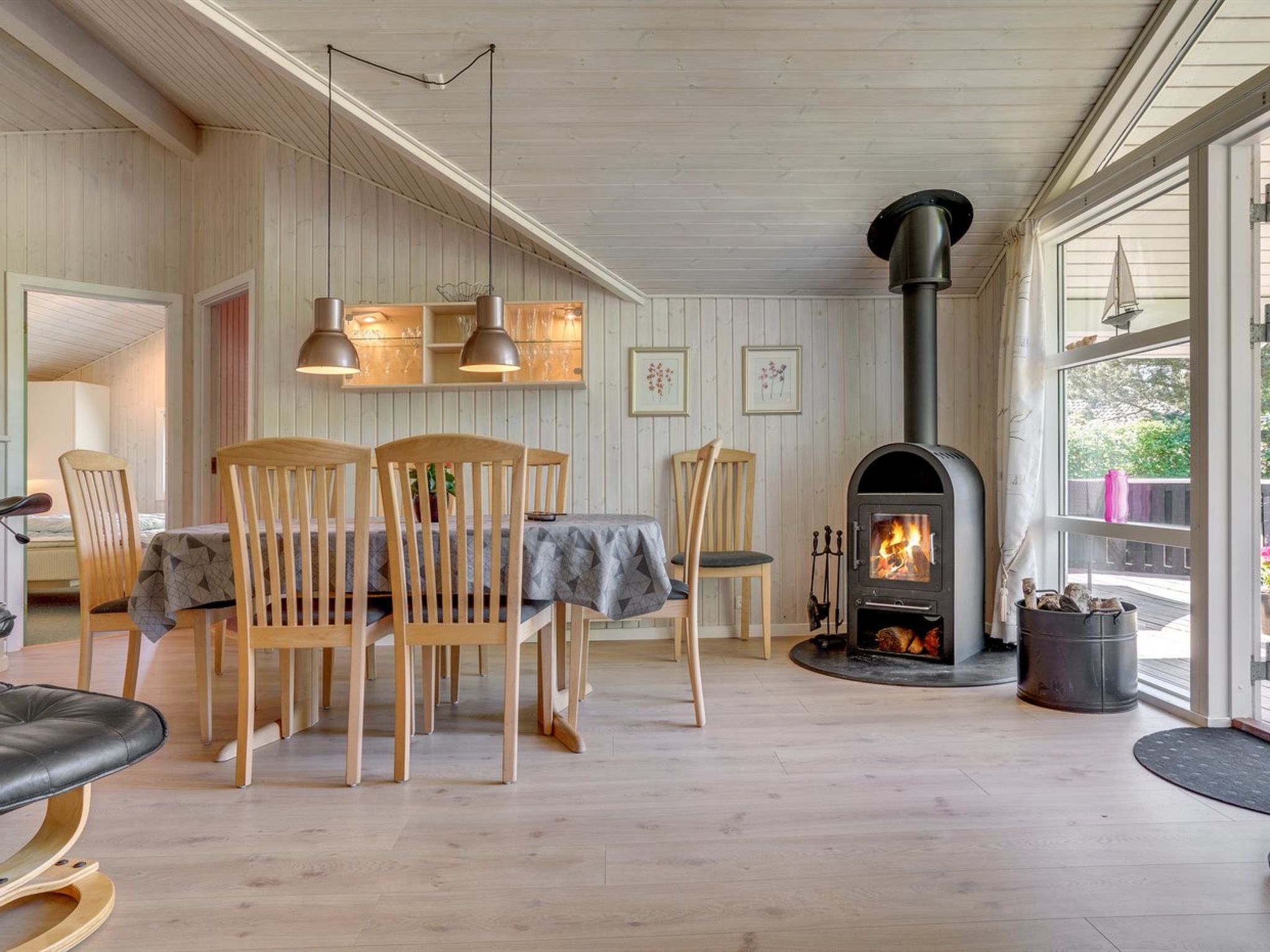 "Esaline" - 400m from the sea - Inside