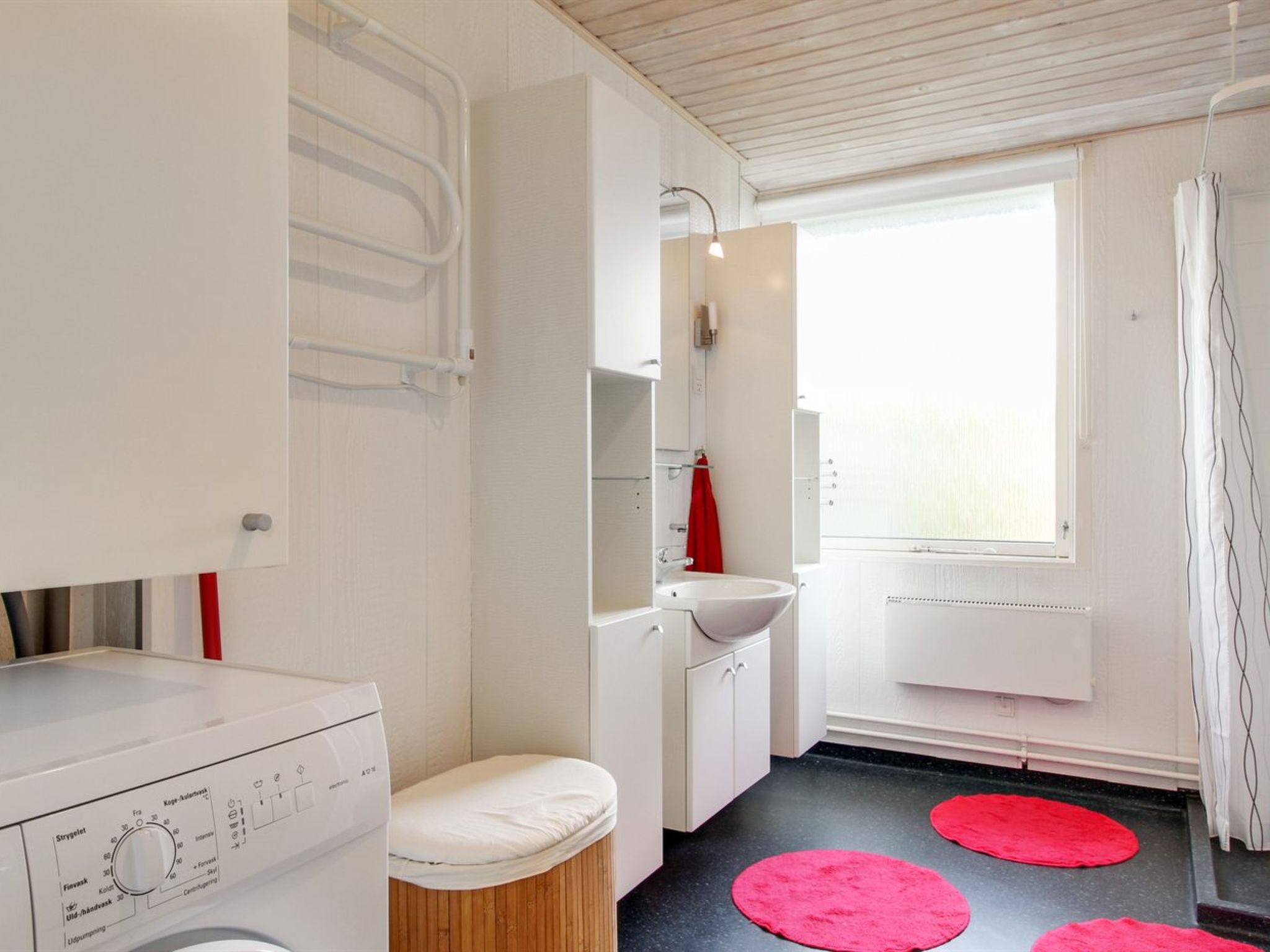 "Axeline" - 850m from the sea-Binnen