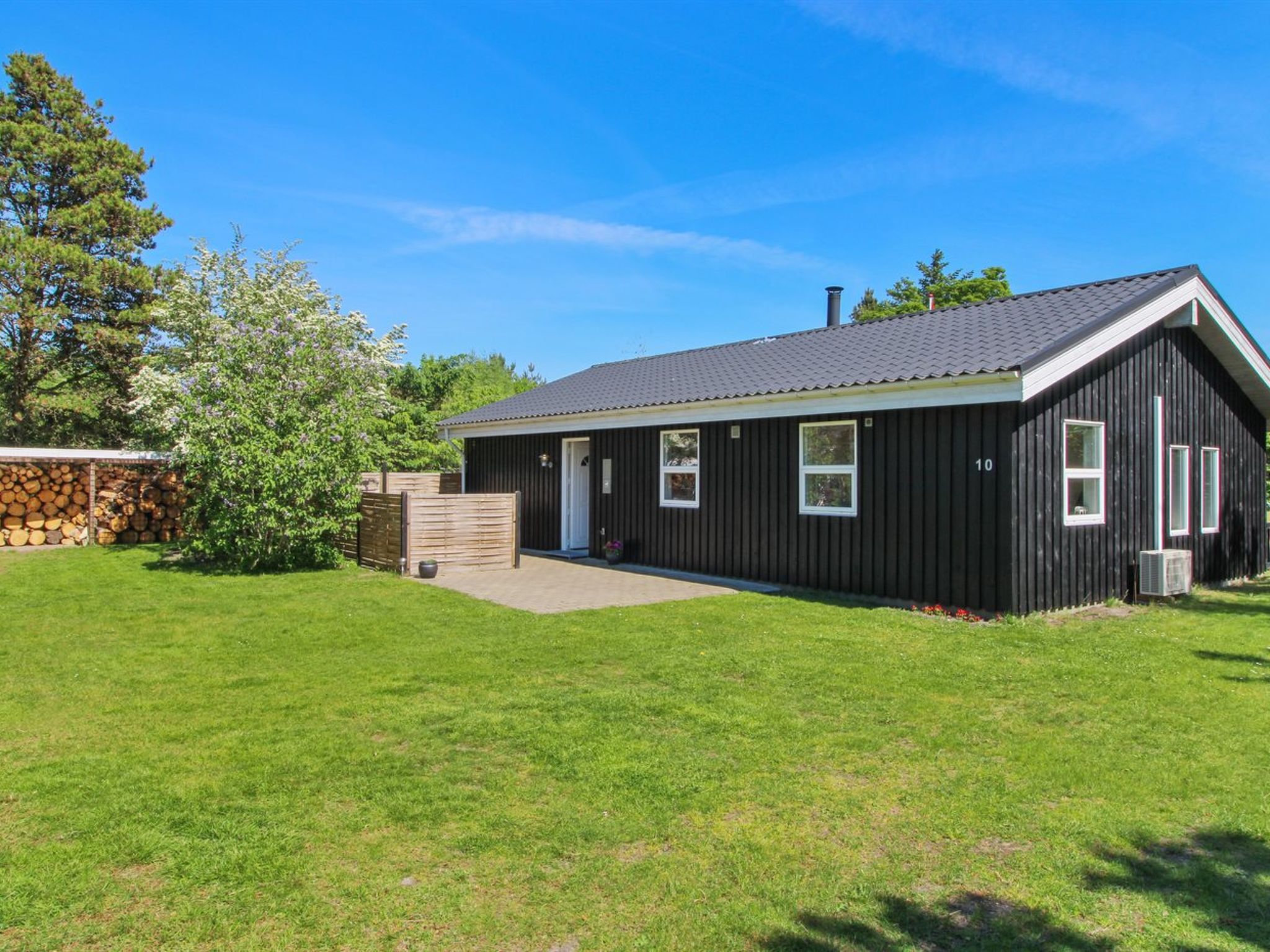 "Fredegæst" - 700m from the sea-Outside
