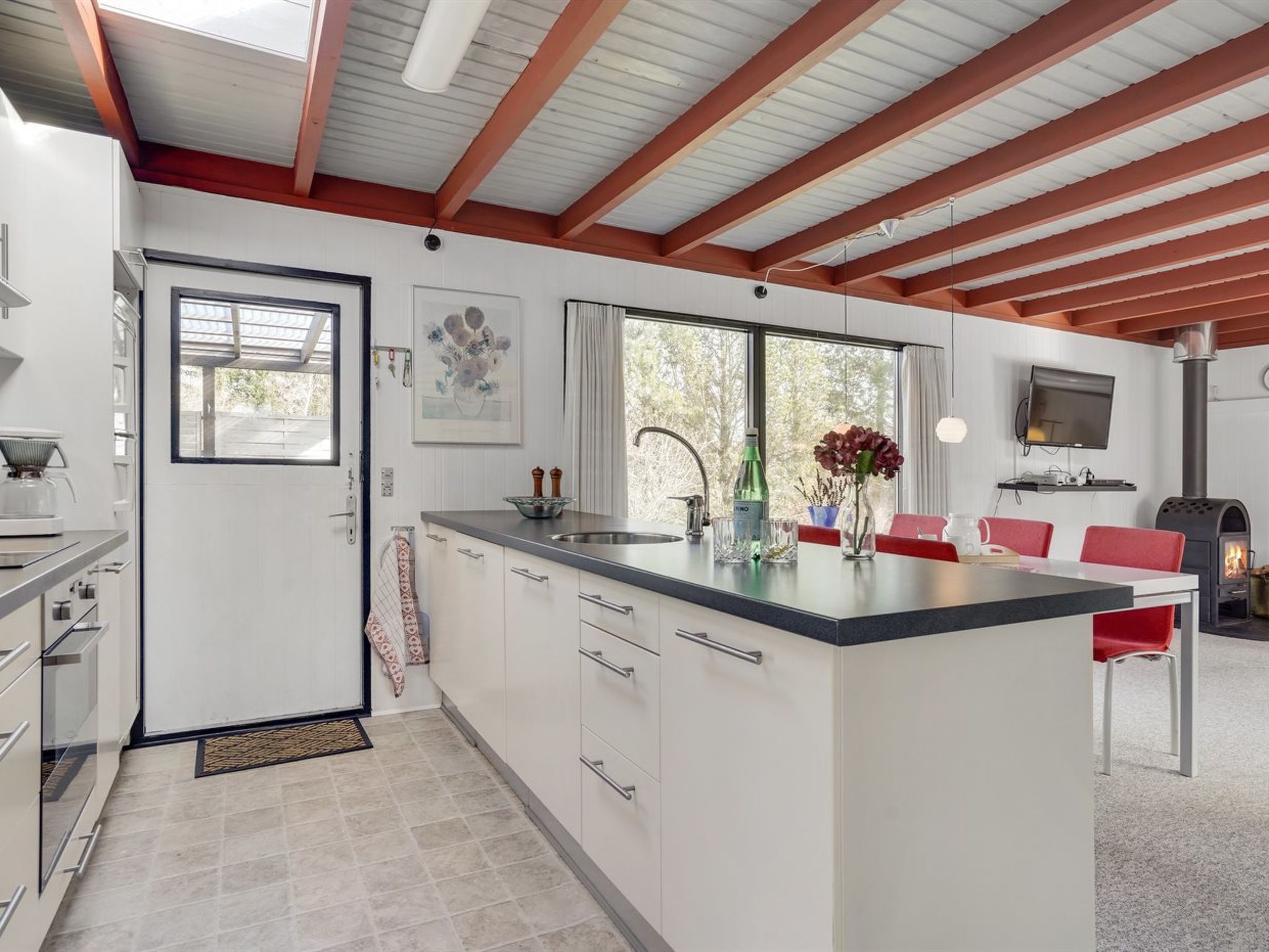 "Polina" - 800m from the sea