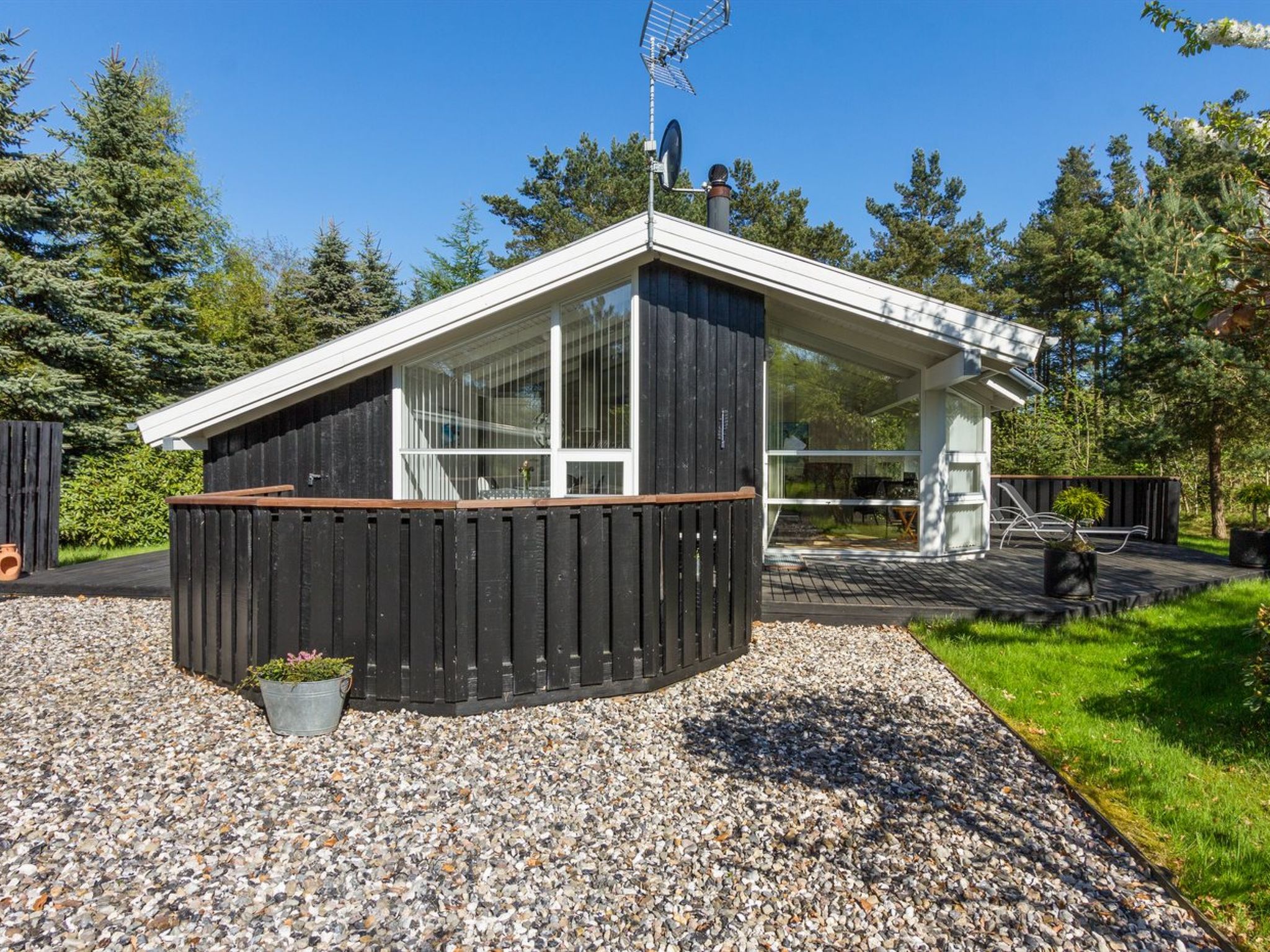 "Nafne" - 500m from the sea-Buiten